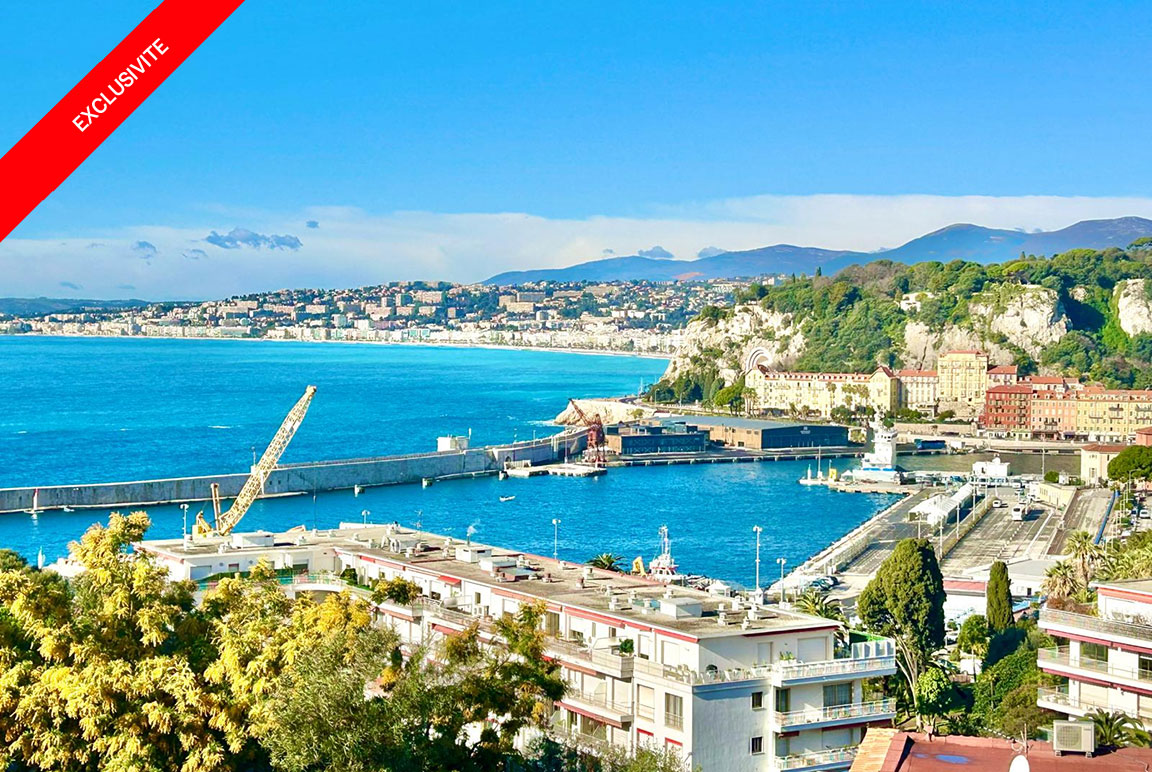 Superb 2-bedrooms with large sea-view terrace, garden, garage. Mont Boron