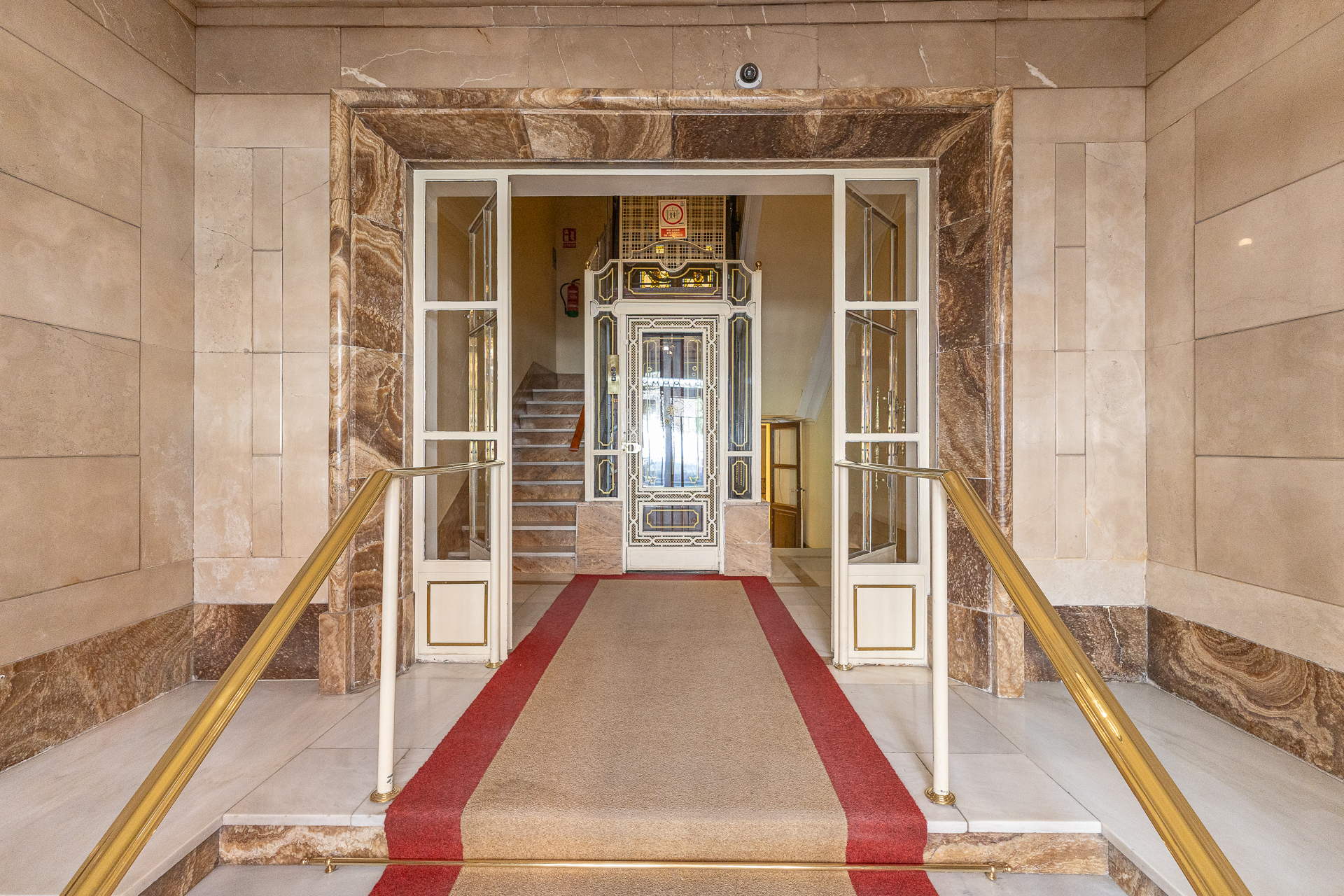 Elegancia renovada en finca clásica en Goya