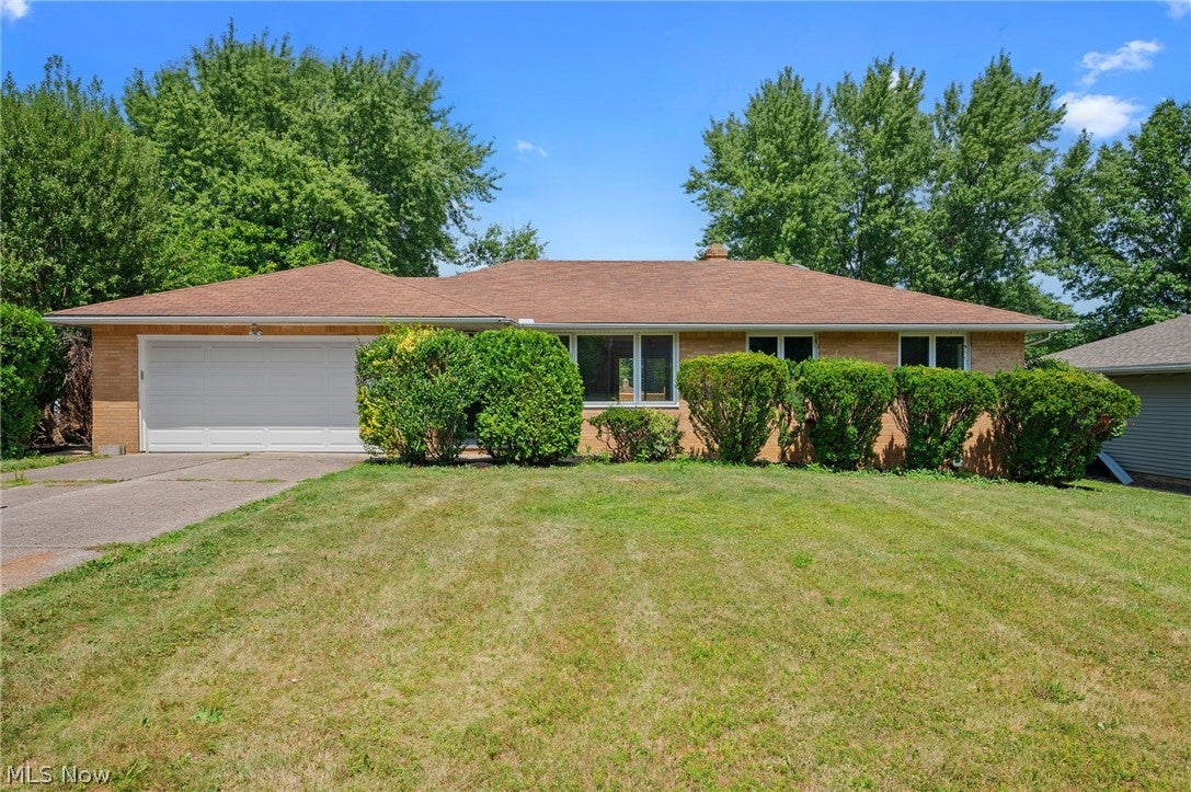 Updated Ranch on .31 Acres in Seven Hills