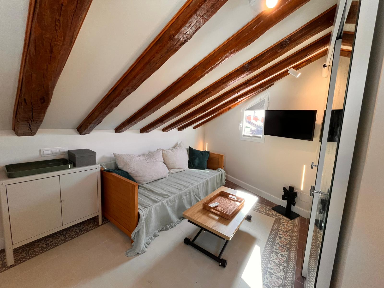 Charming studio for rent in Malasaña—long-term stays