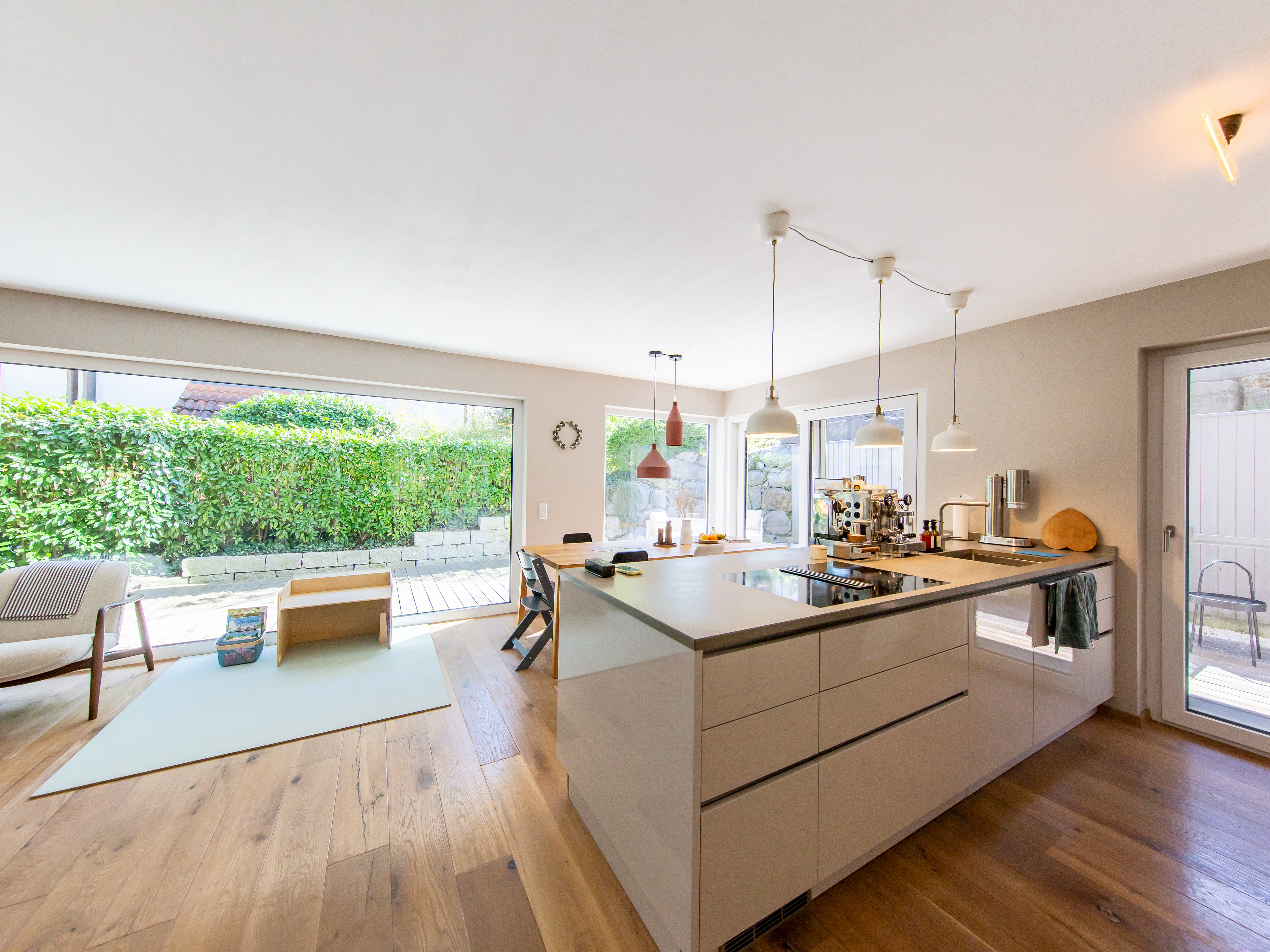 Exklusives Wohnen in ruhiger Lage - Großzügige Gartenwohnung nahe dem Hoyerberg