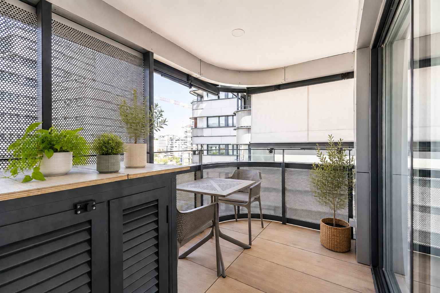 Nearly new home with direct views of the Park