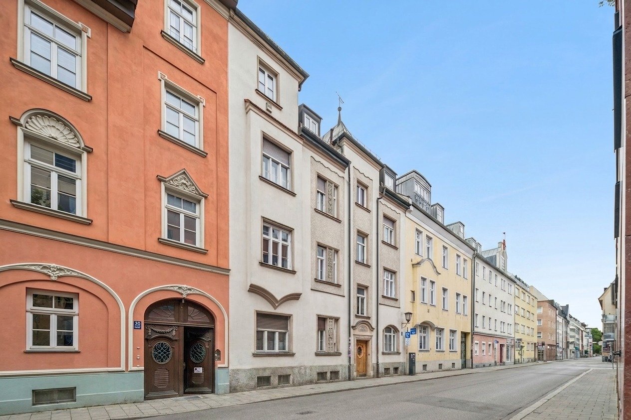 Alois Ansprenger - 5-Zimmer Altbauwohnung im Herzen von Schwabing