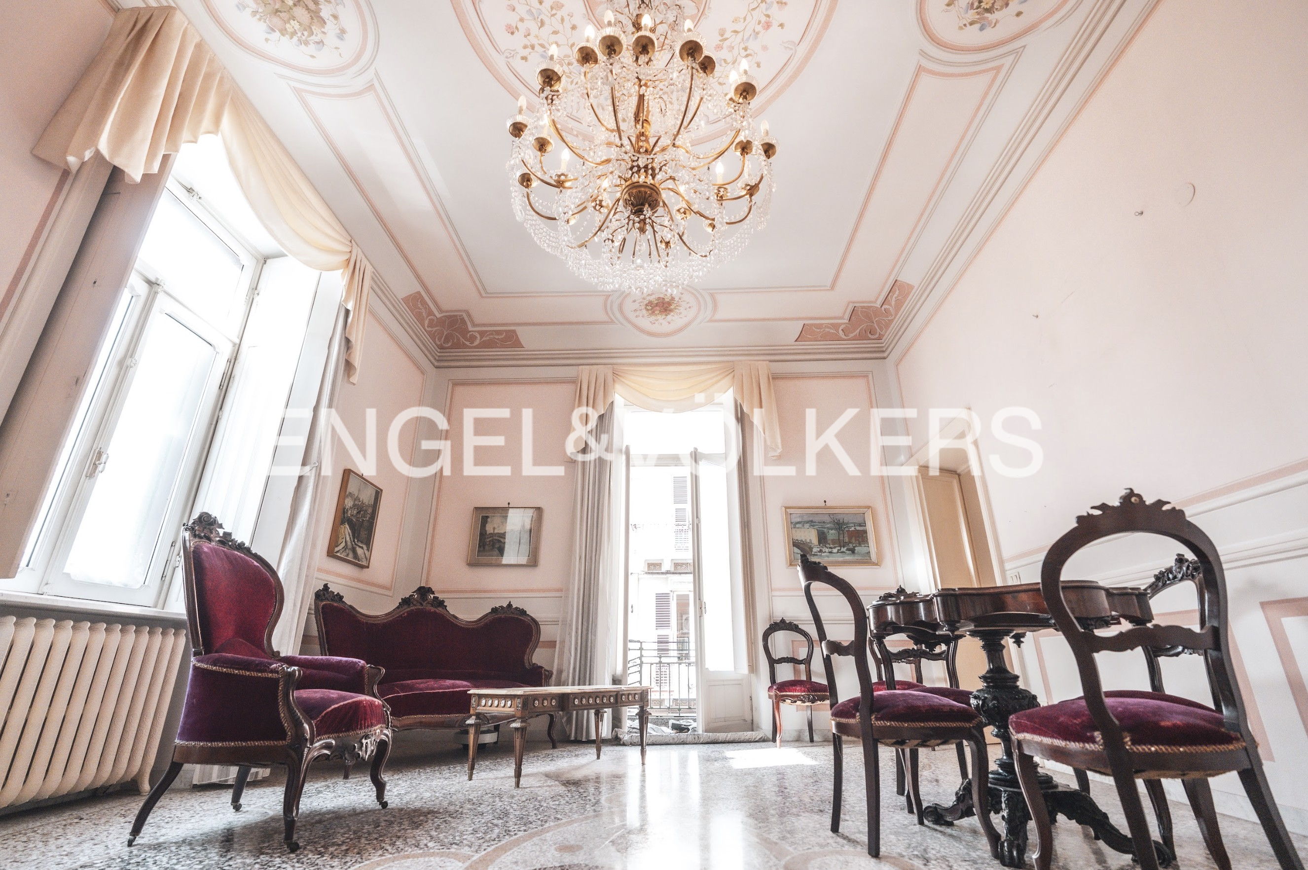 Exclusive Art Nouveau Apartment in the Heart of Savona