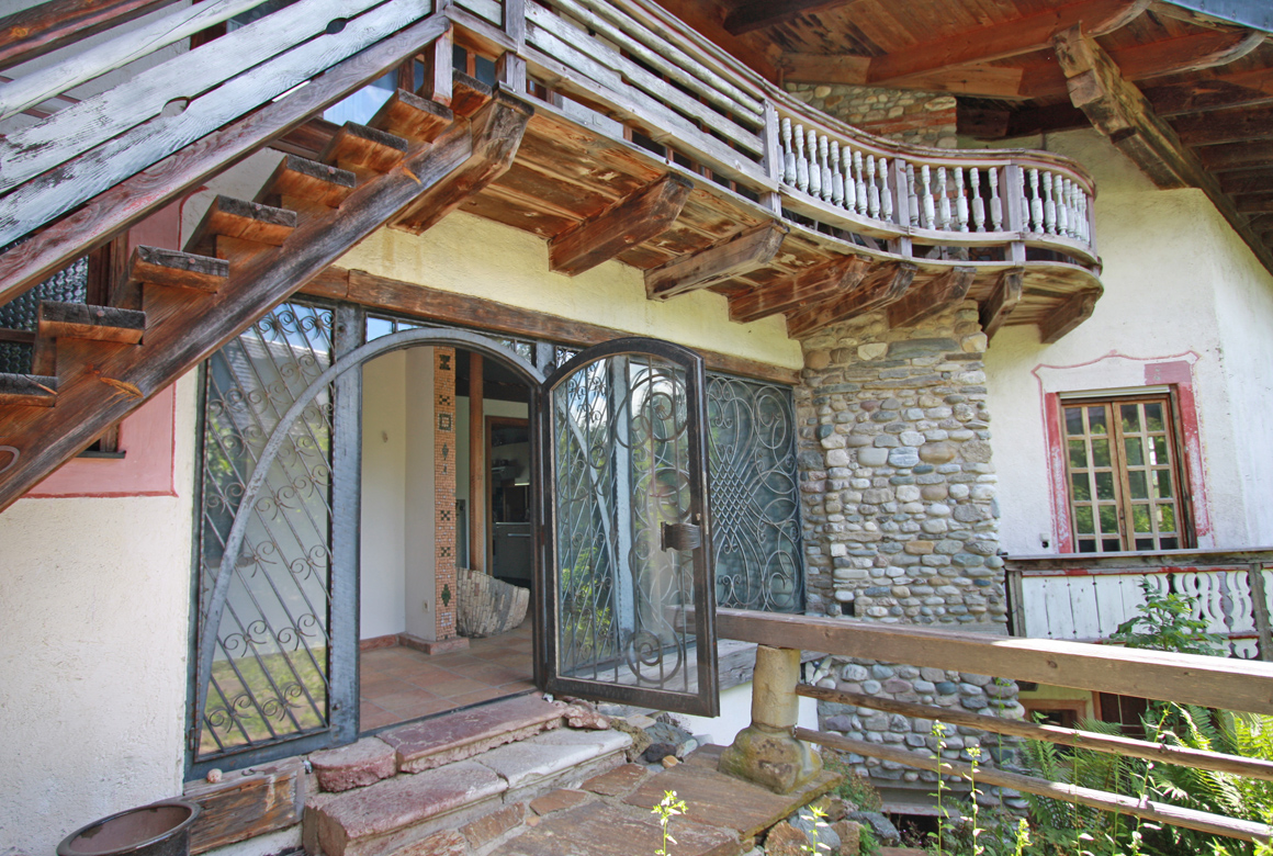Besonderes Landhaus mit herrlichem Bergpanorama