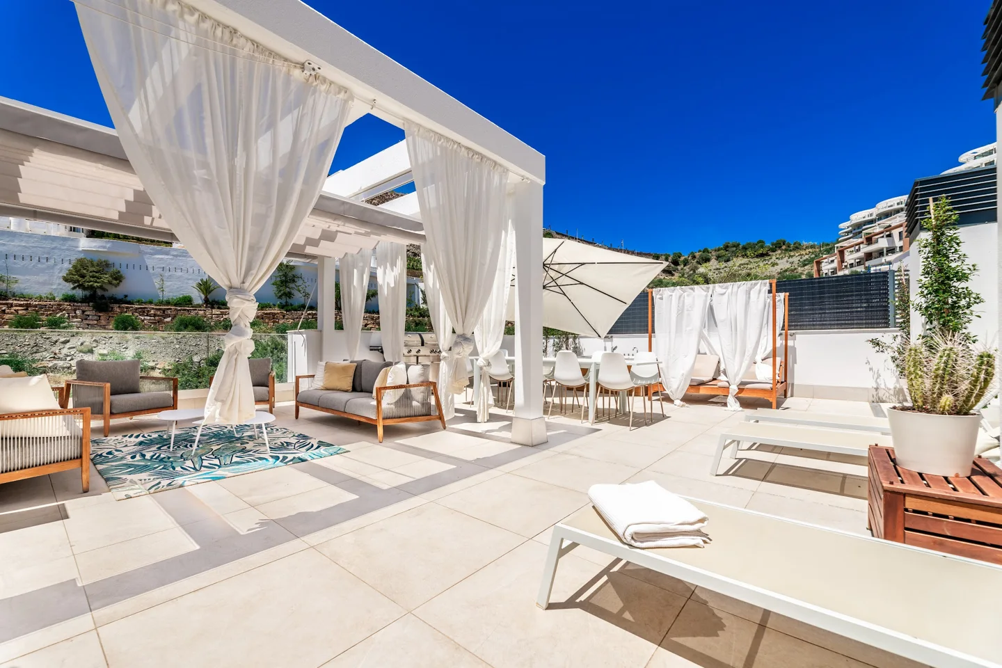 Atemberaubendes, modernes Penthouse in La Quinta mit außergewöhnlichem Außenbereich