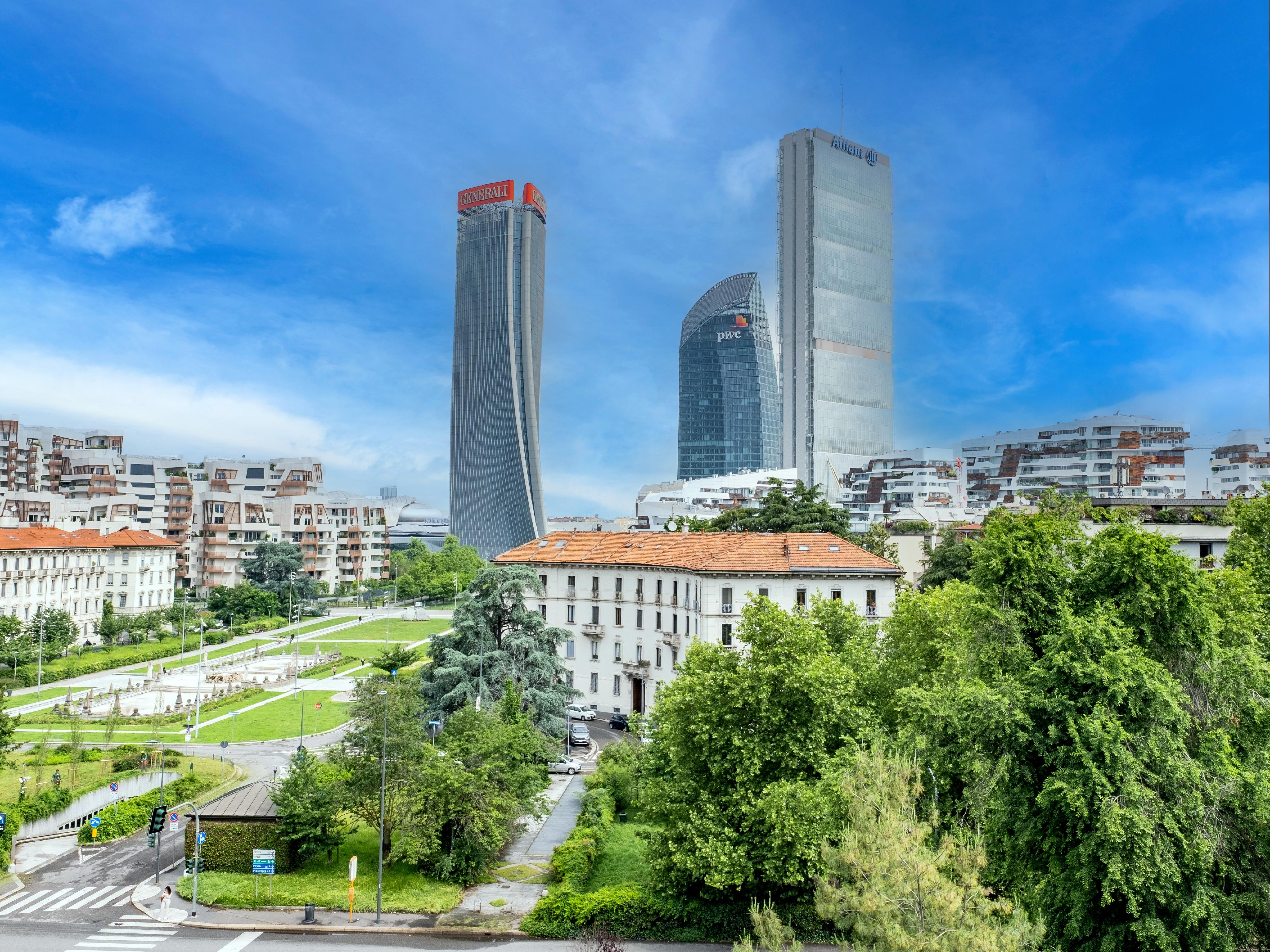 Elegant three-room apartment in piazzale Giulio Cesare