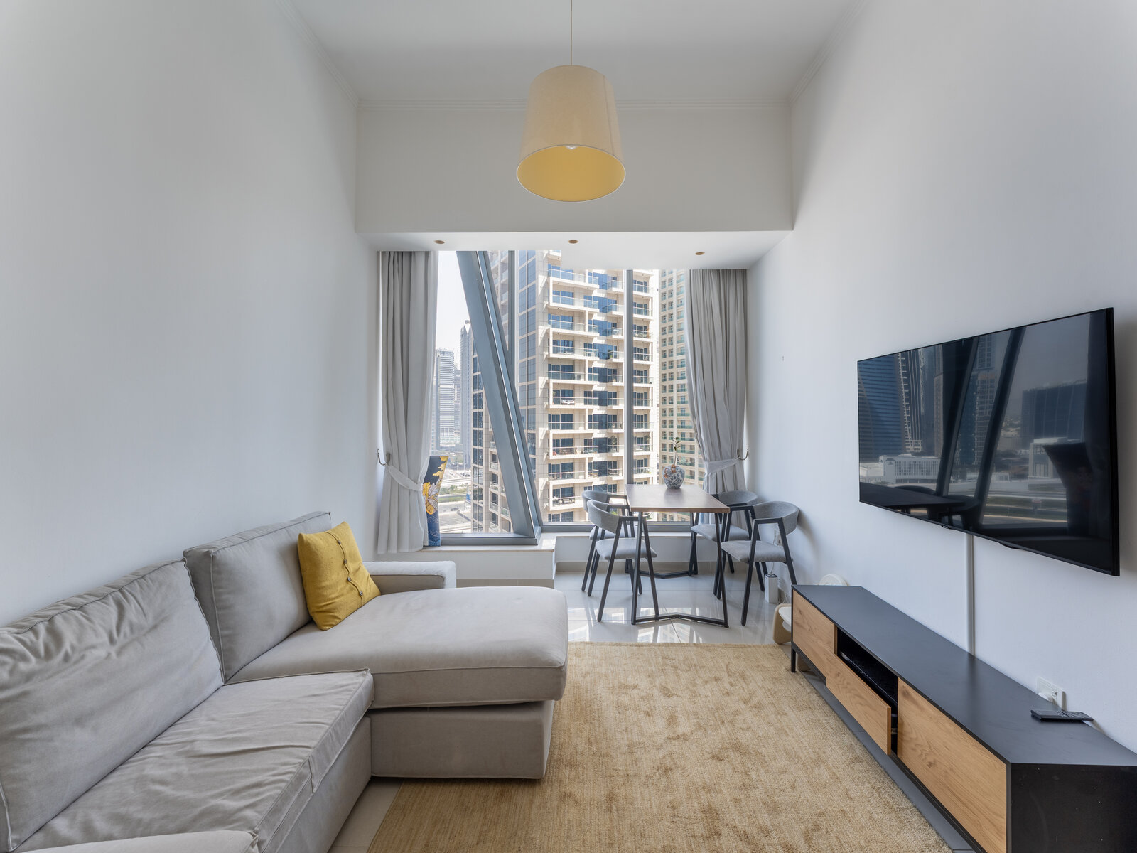 Move-In Ready | Prime Marina Location | Furnished