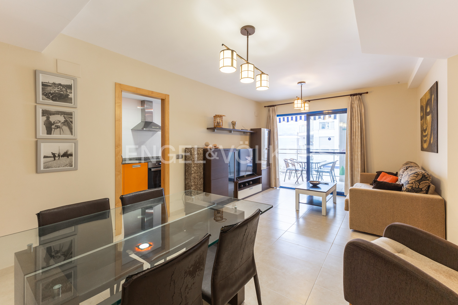 2-bedroom apartment, large terrace, and parking at Puzol Beach