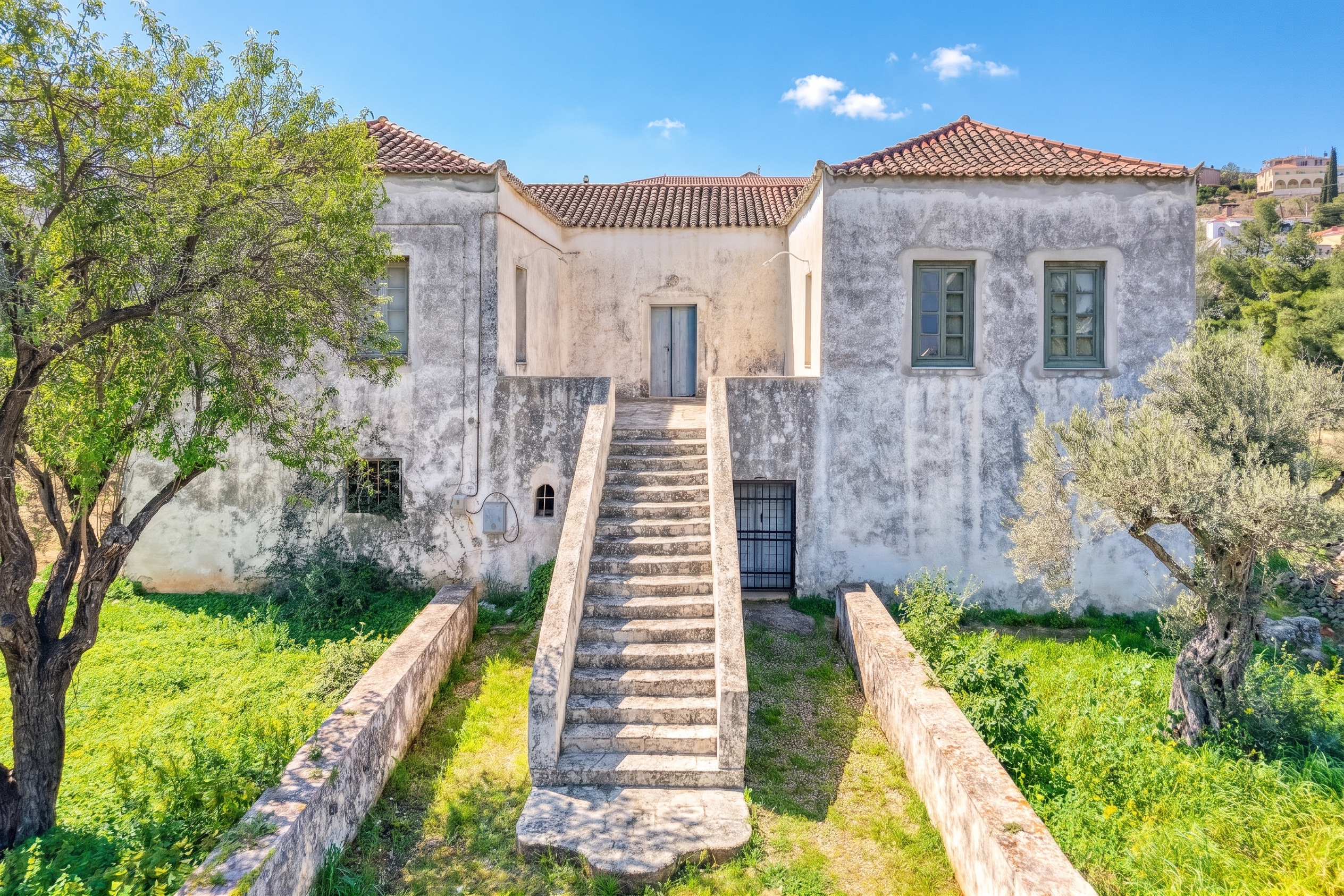 Historic mansion with approved development potential in Spetses
