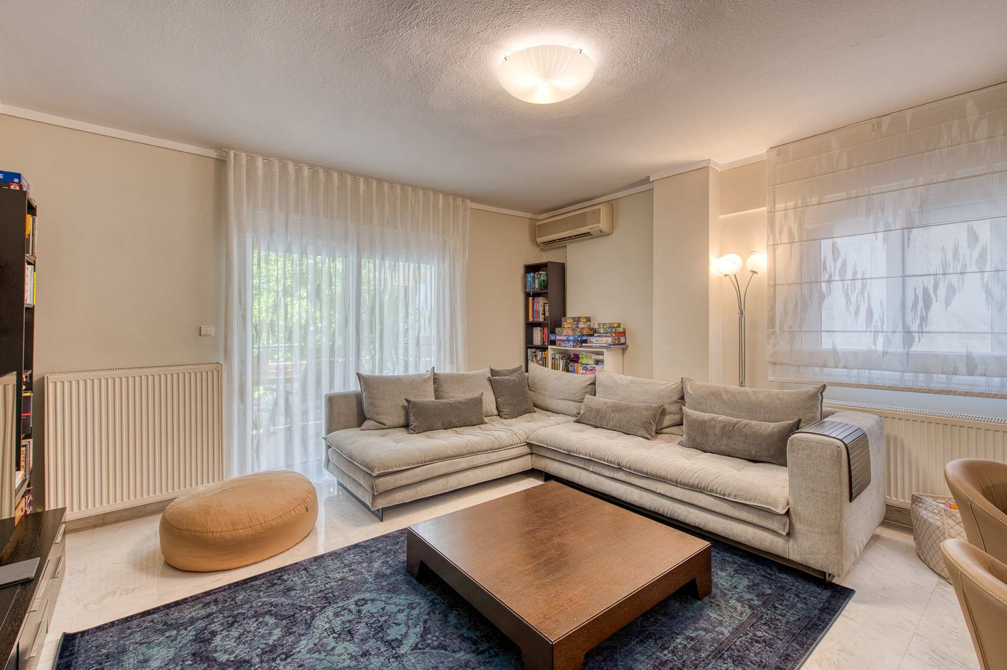 Fully renovated apartment with parking space
