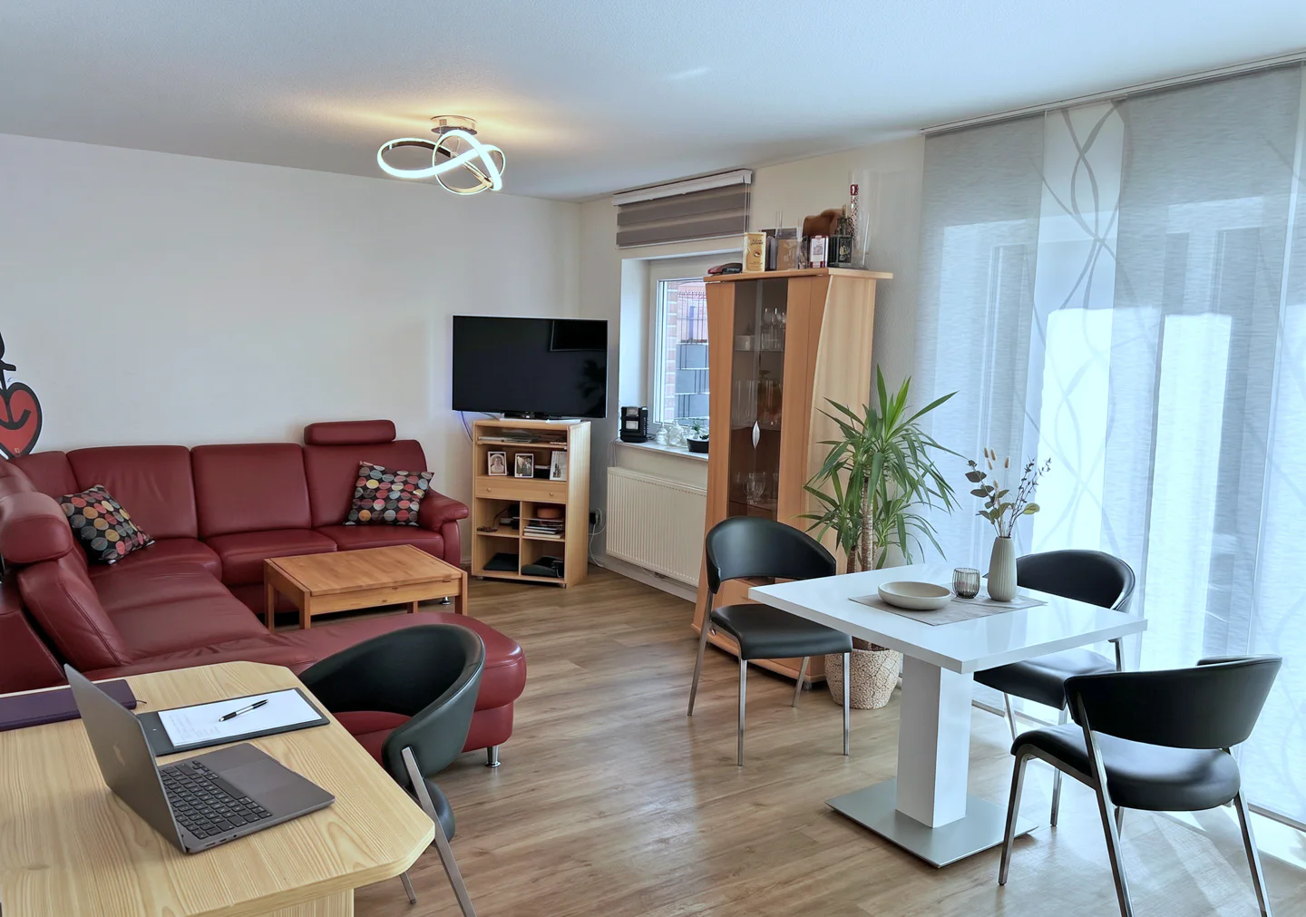 Charmante EG-Wohnung im Herzen von Buchholz - Photo 1