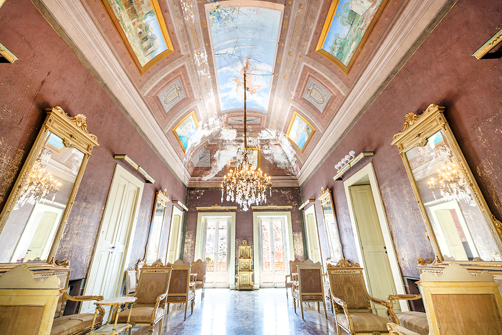 Palast aus dem 19. Jahrhundert mit Fresken im historischen Zentrum