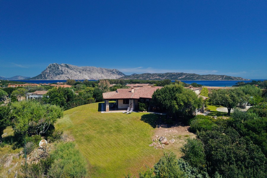 Villa Salina | Meerblick und Garten, nur wenige Schritte vom Strand entfernt