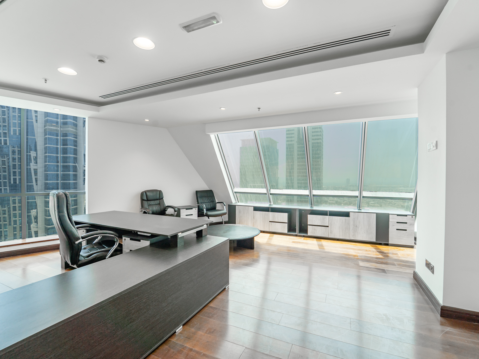 Combined Unit | Fully Furnished | Available Now