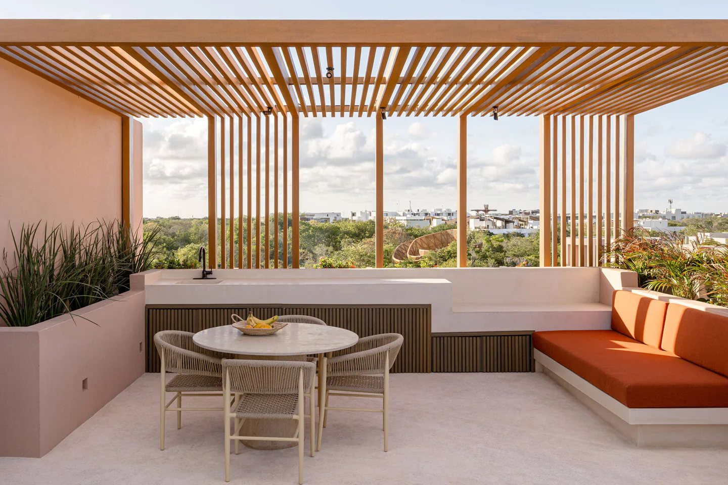 1 bedroom Penthouse w/private rooftop terrace & Plunge Pool 3