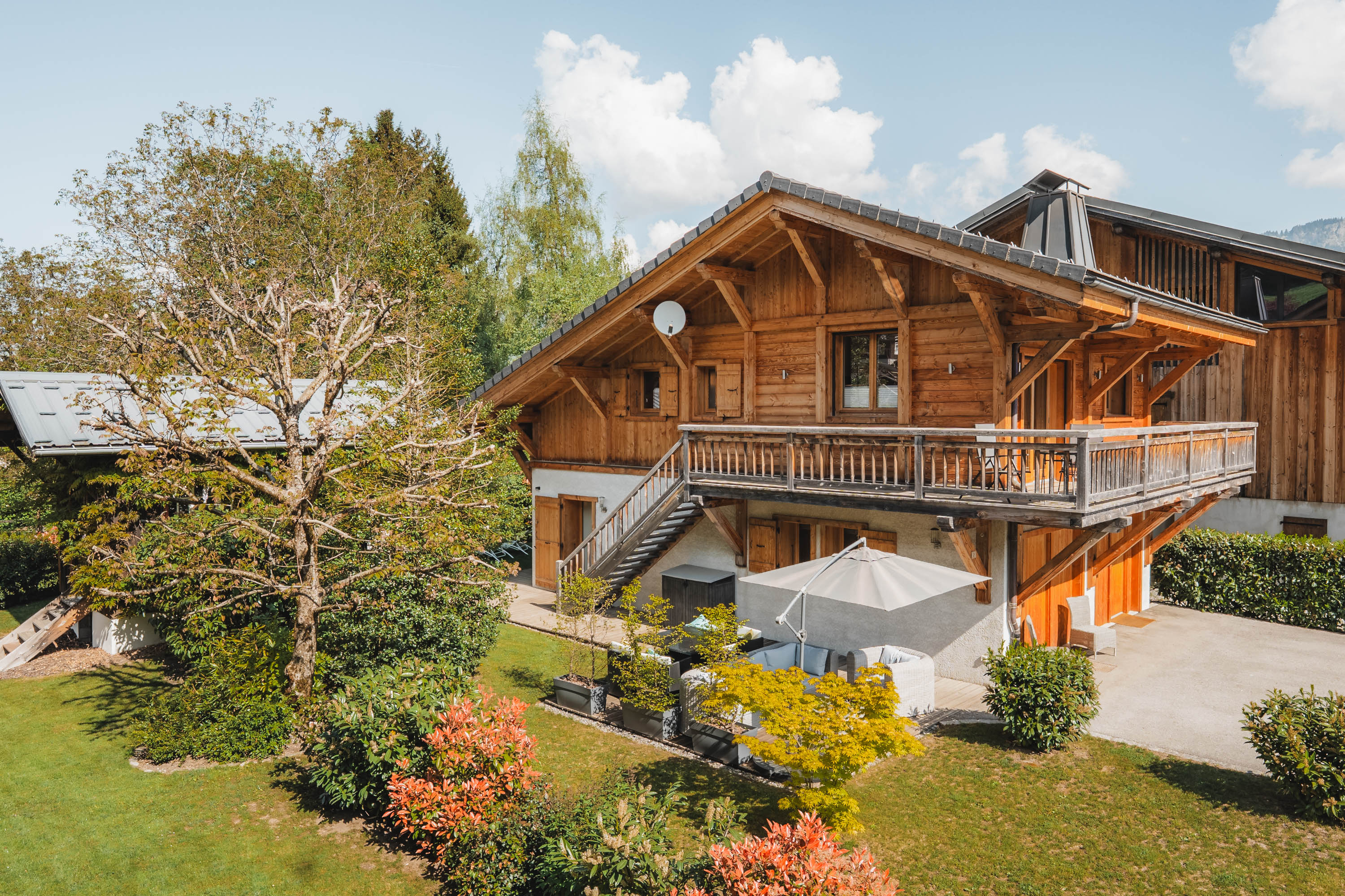 Luxury chalet in Samoëns – steps from the Vercland gondola lift