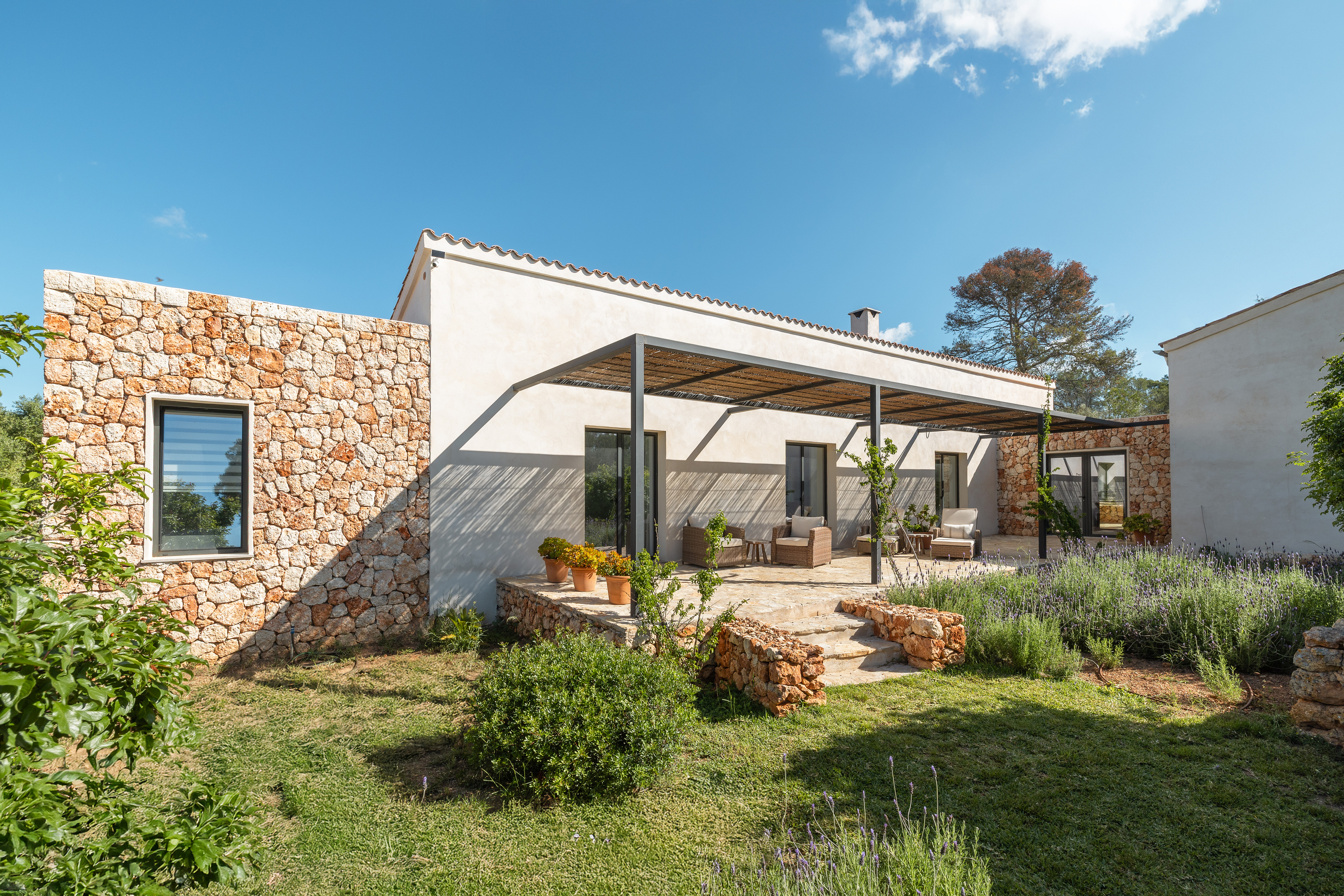 Encantadora y generosa finca para relajarse y disfrutar