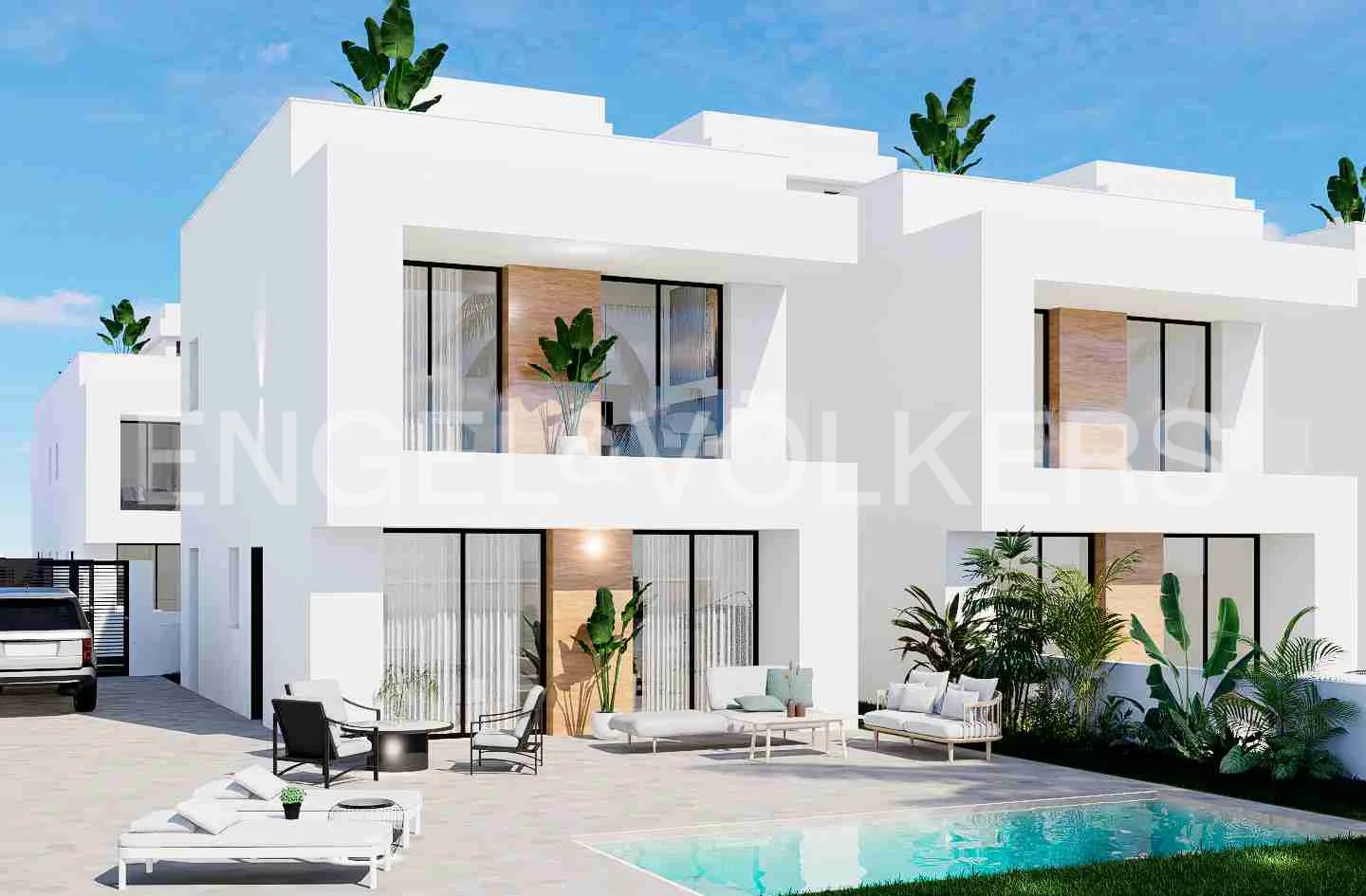 New construction villa with pool in La Zenia