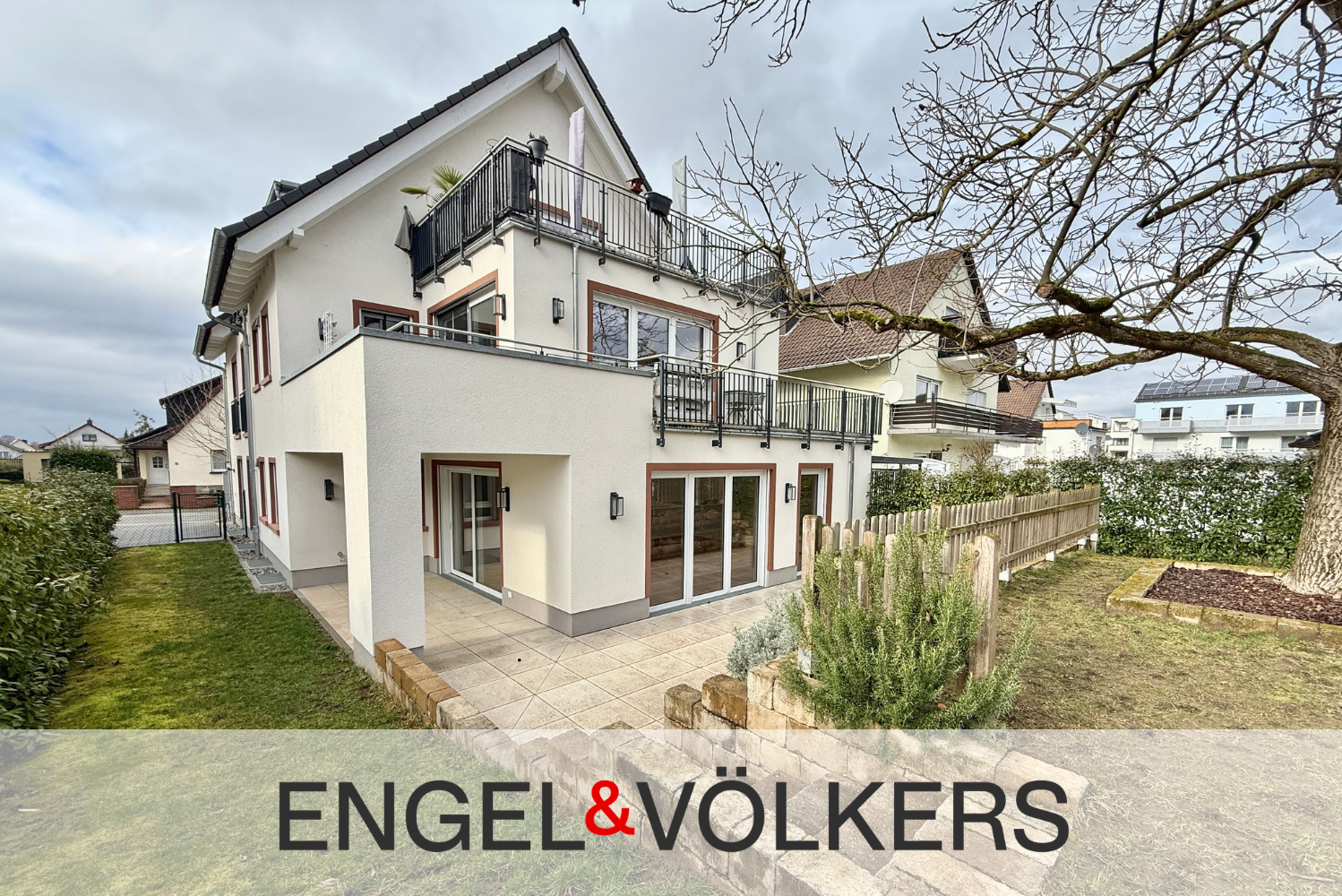 Modernes Dreifamilienhaus mit exklusiver Ausstattung in ruhiger Lage von Bensheim