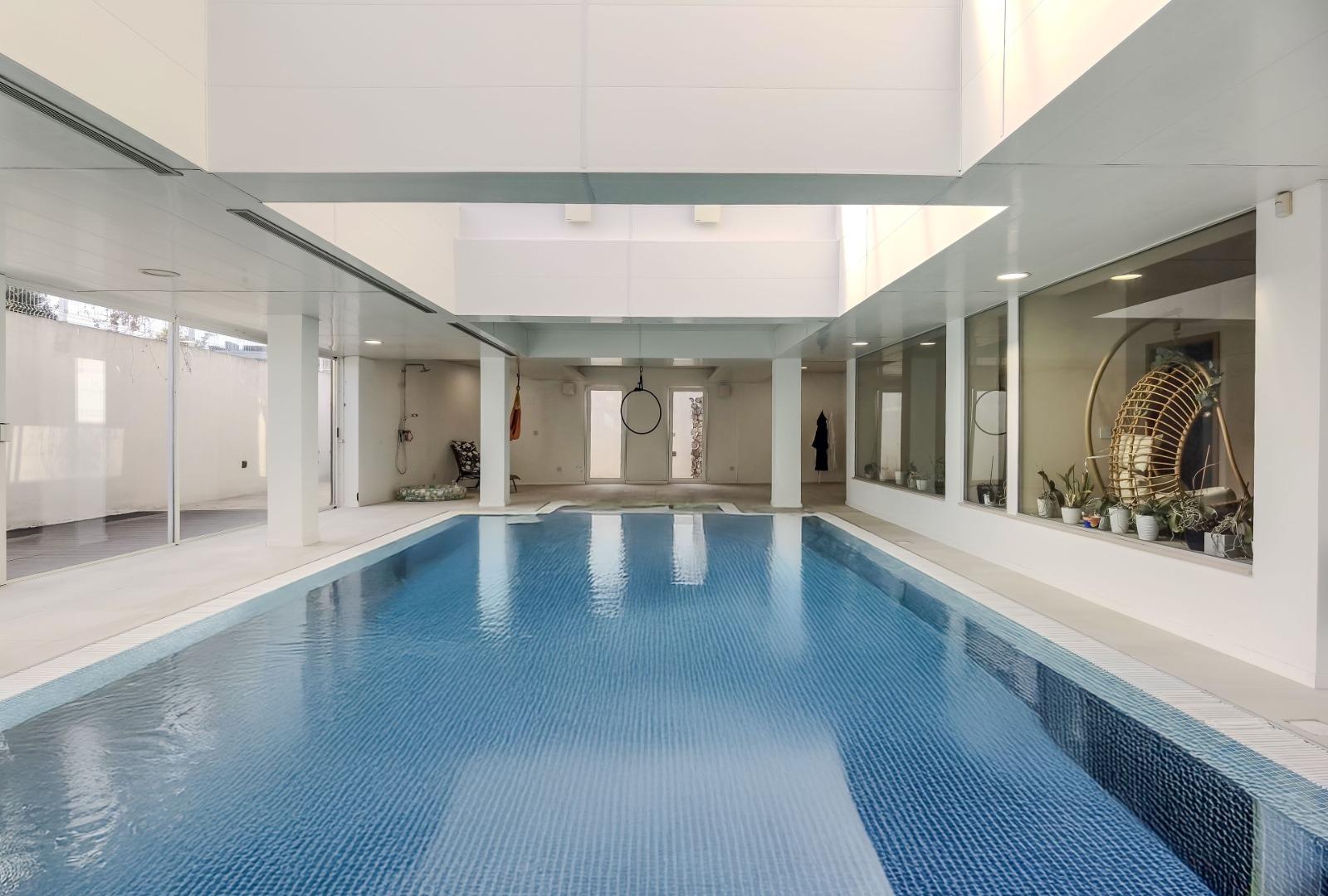 2-bedroom + 2-bedroom apartment with a swimming pool in Srª da Hora