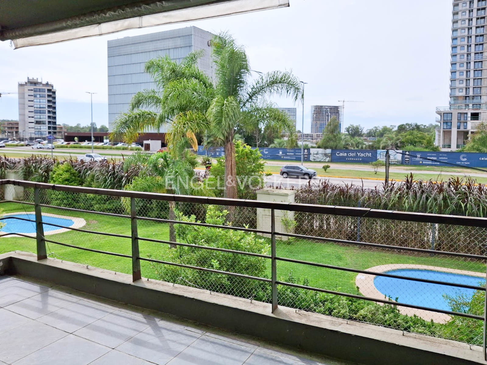 3 bedroom apartment for rent in Carrasco Country