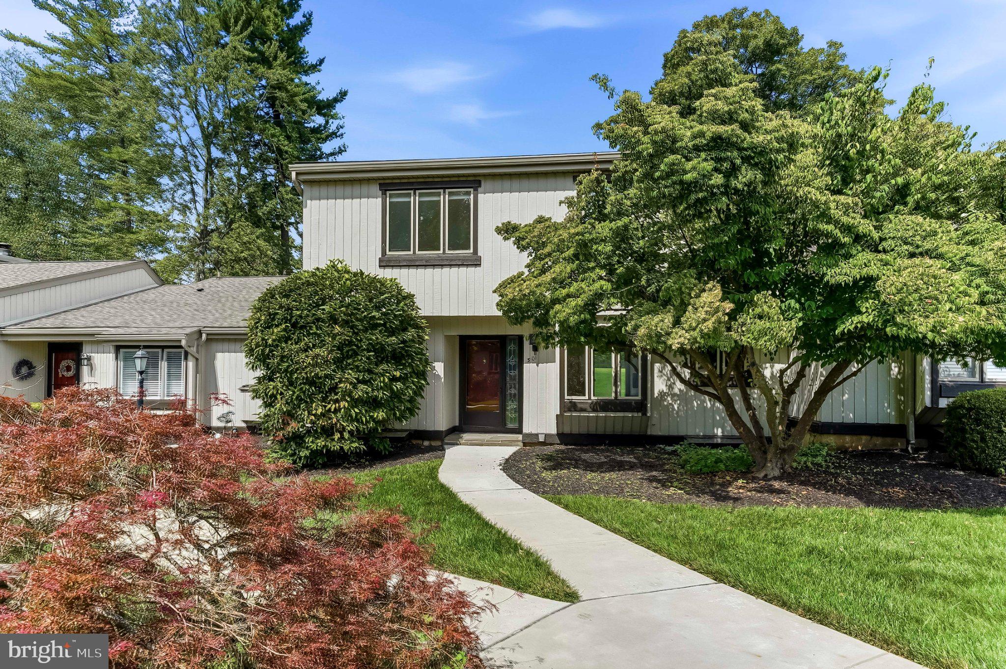 Embrace 55+ Living with Golf Course Views