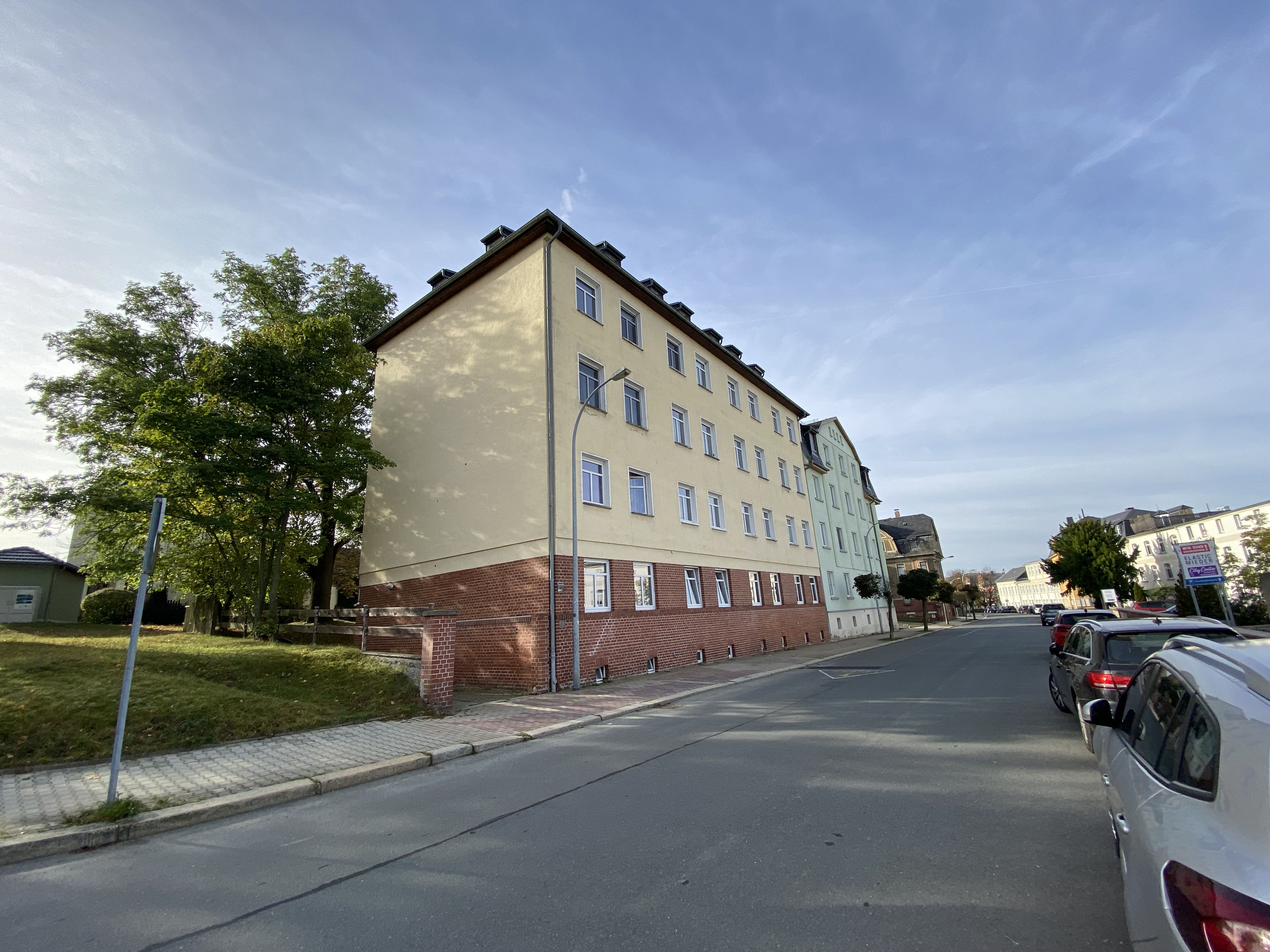 Lichtdurchflutete 3-Zimmer-Wohnung mit Balkon in Zeulenroda