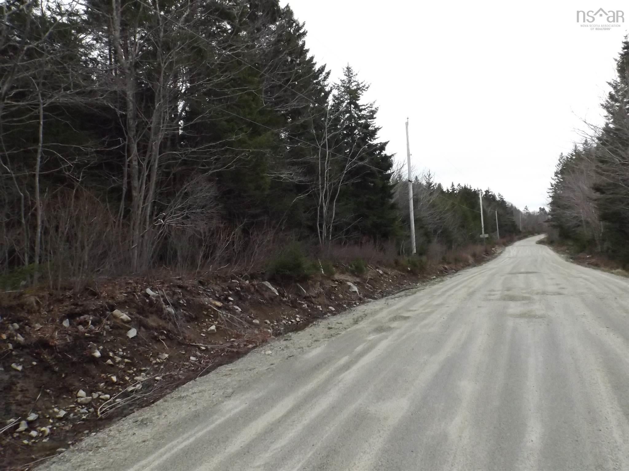 Large Well Treed Lot On Roberts Island Road