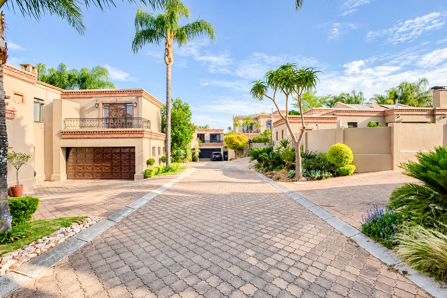 Elegant 3 Bedroom House - To Rent in Eagle Canyon