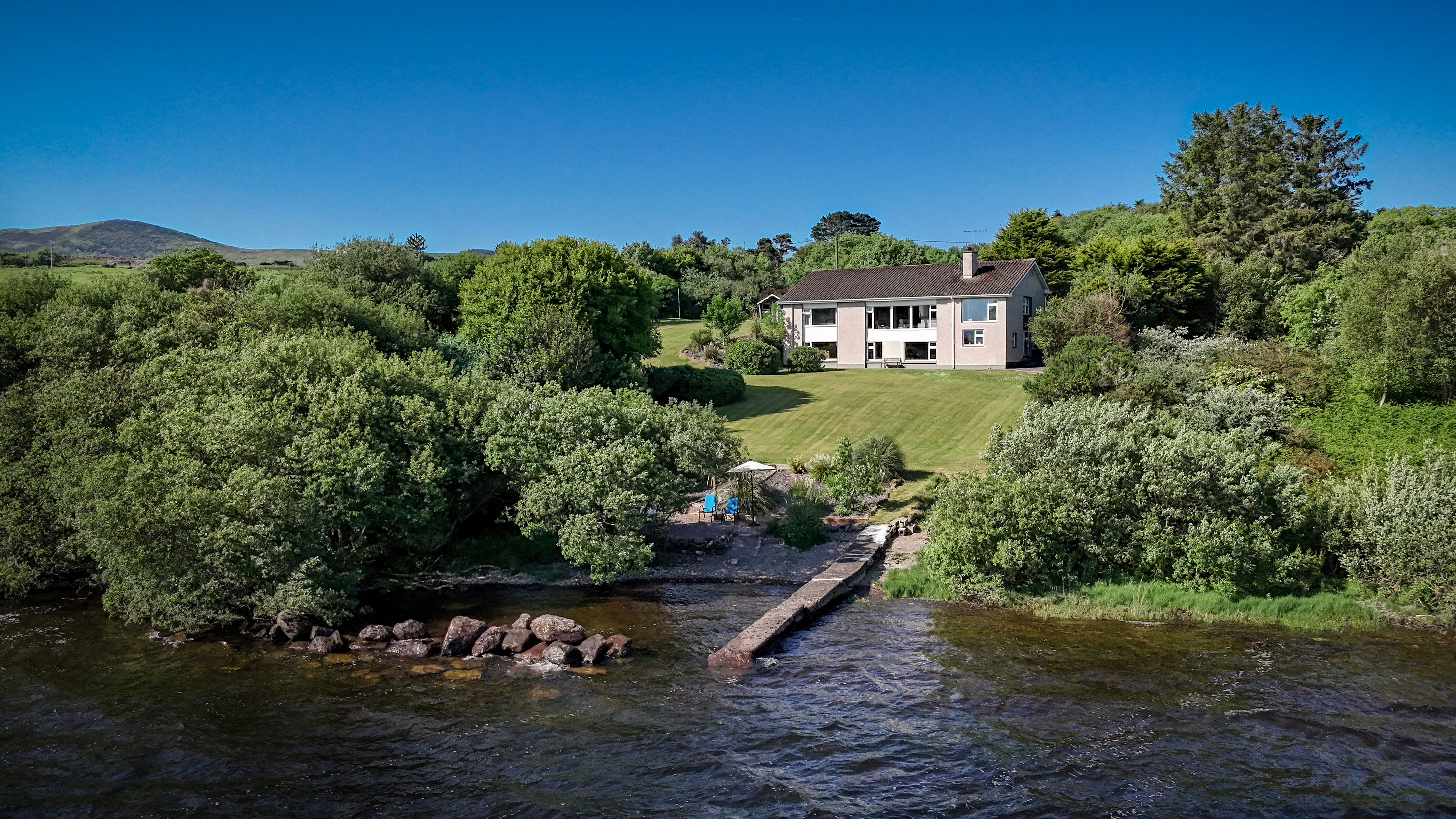 A Superb Lakeside Home On Lough Currane