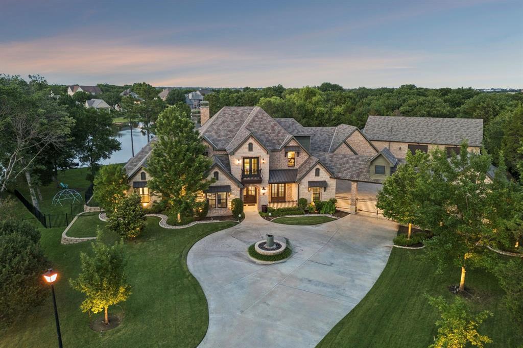 Extraordinary Waterfront Property