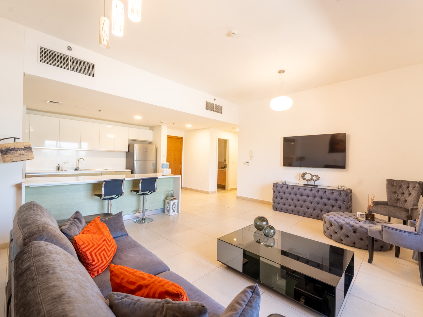 Exclusive Unit | High Floor | Rented