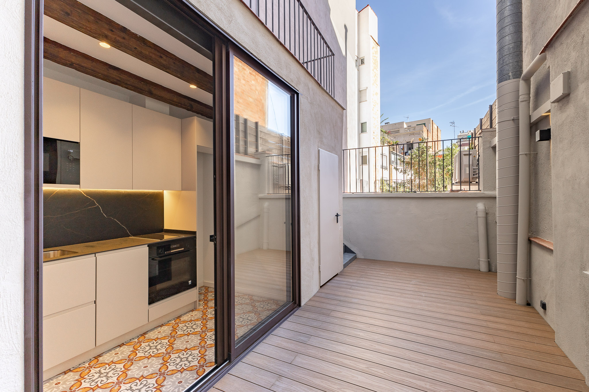 Piso nuevo a estrenar con terraza de 80m2 en Sant Gervasi