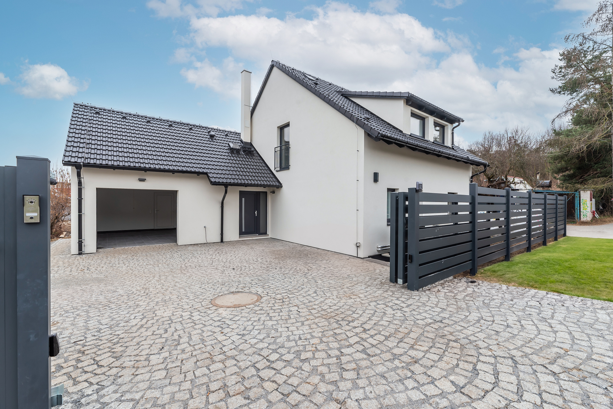 Rent a family house 5+kt with garden