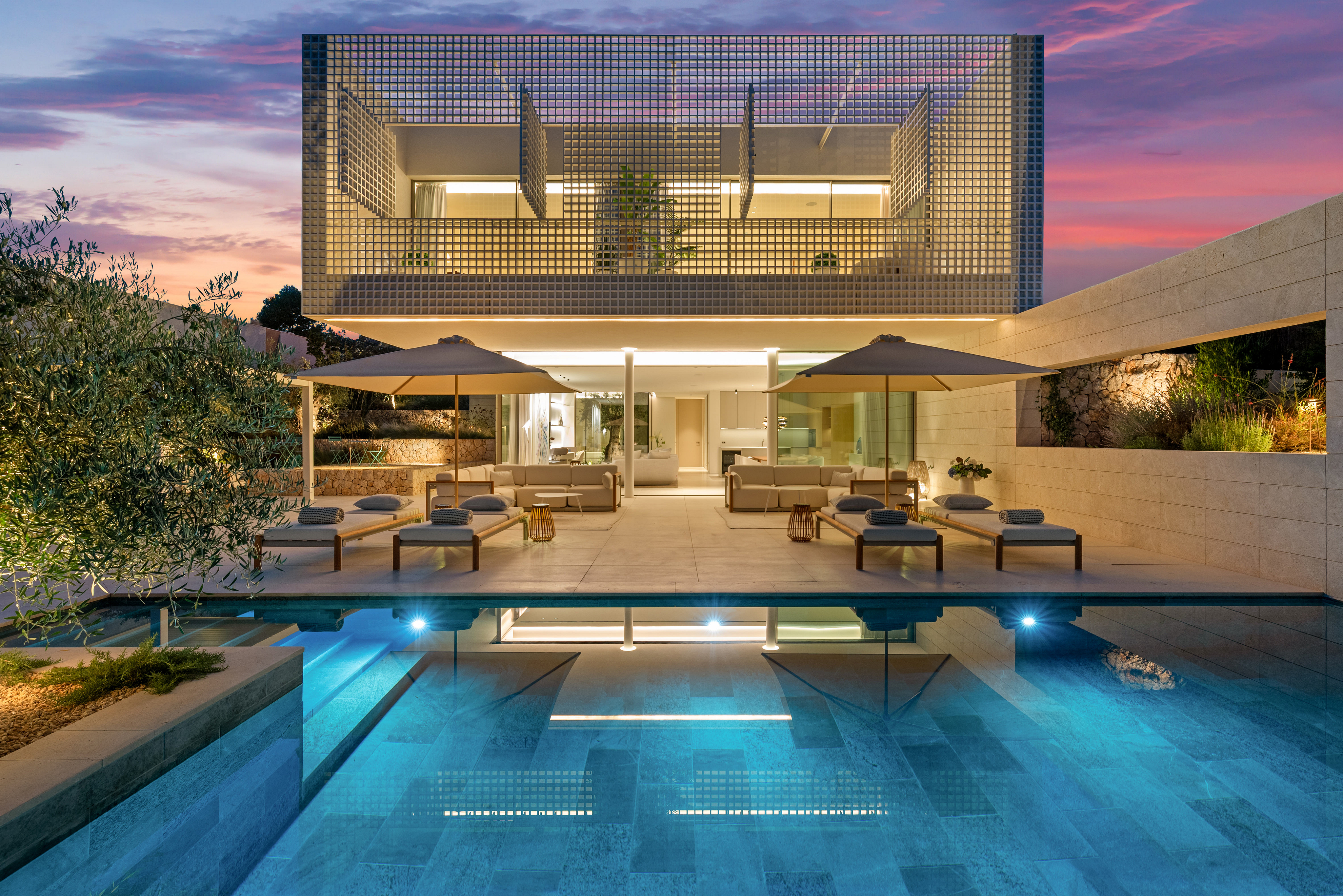Exclusive designer villa in Cala Vinyes – turnkey and just steps from the sea