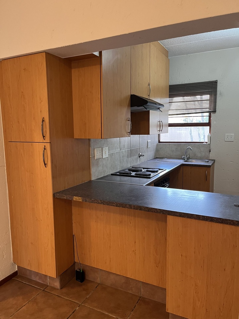 Beautiful Ground-Floor Garden Apartment in Sibaya Sands, Lonehill