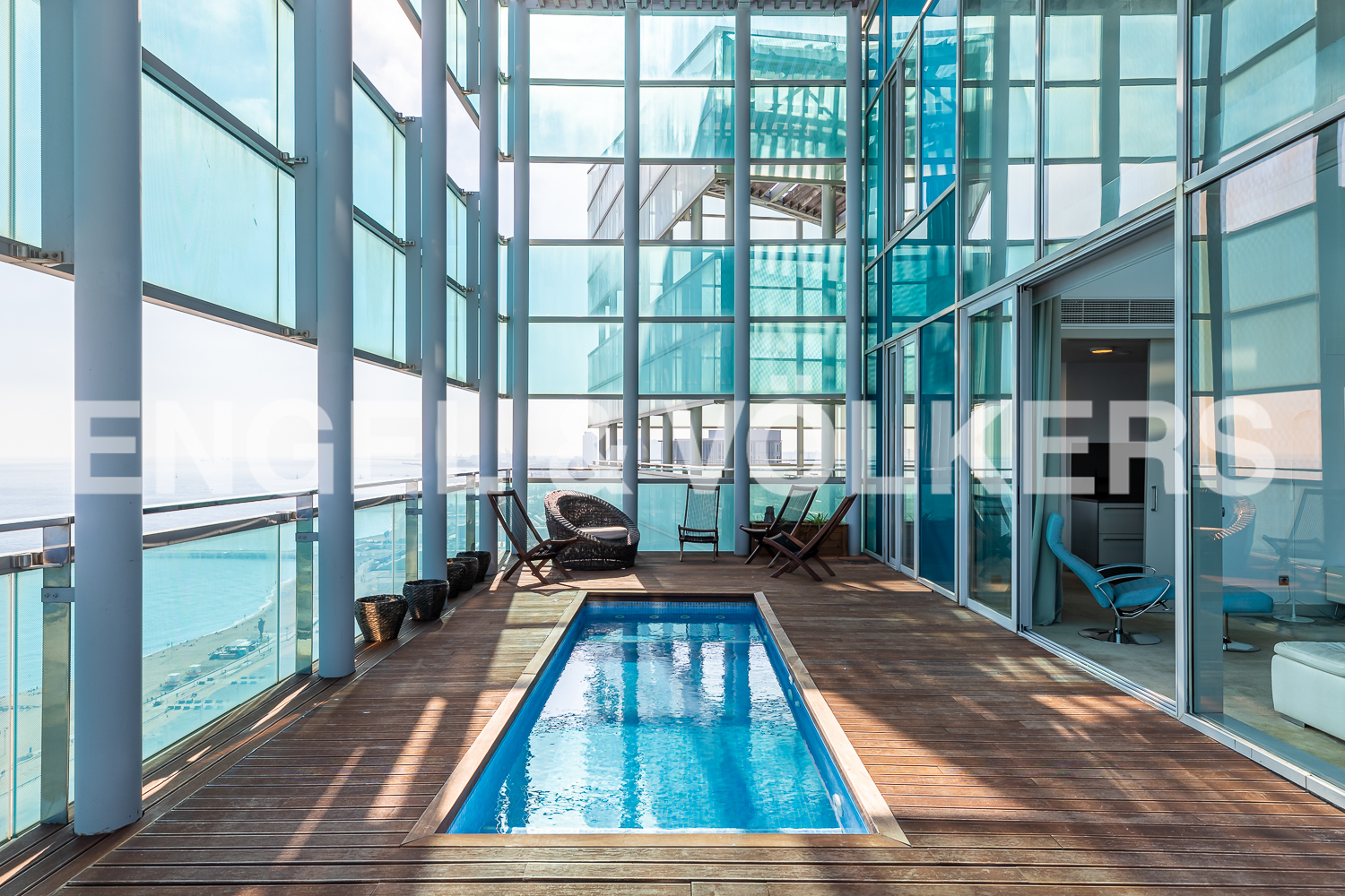 Amazing penthouse duplex by the sea