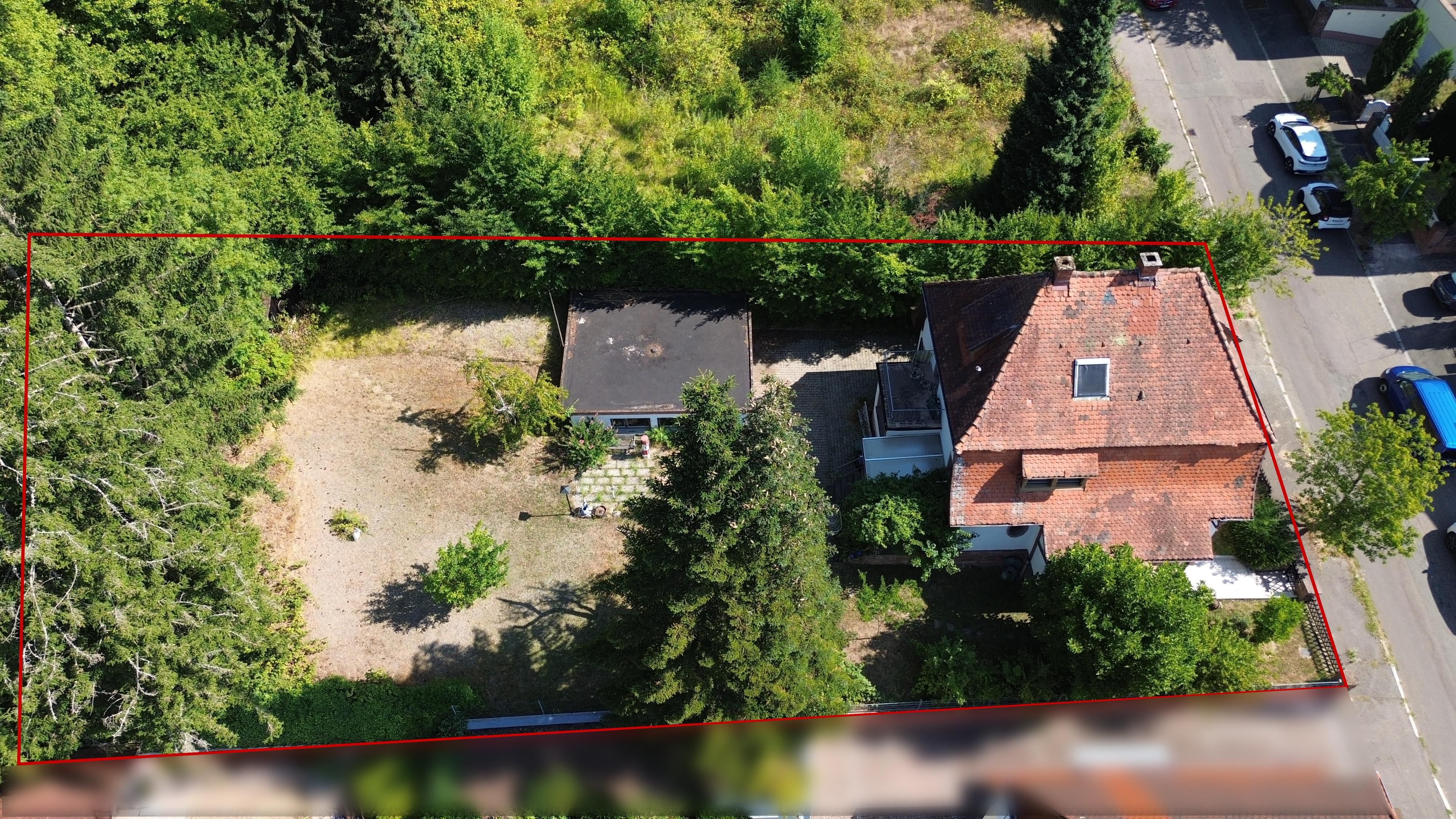 Seltene Grundstückschance in Lahrer Bestlage – historisches Wohnhaus mit Potenzial