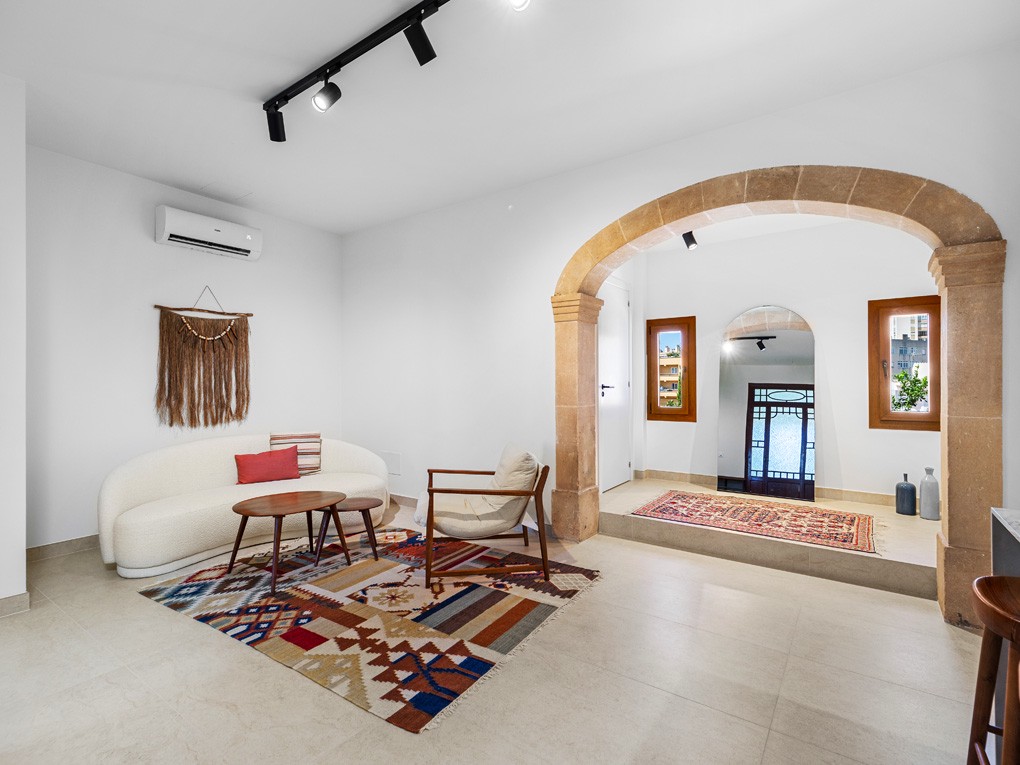 Renovated apartment with high-standard materials close to Palma