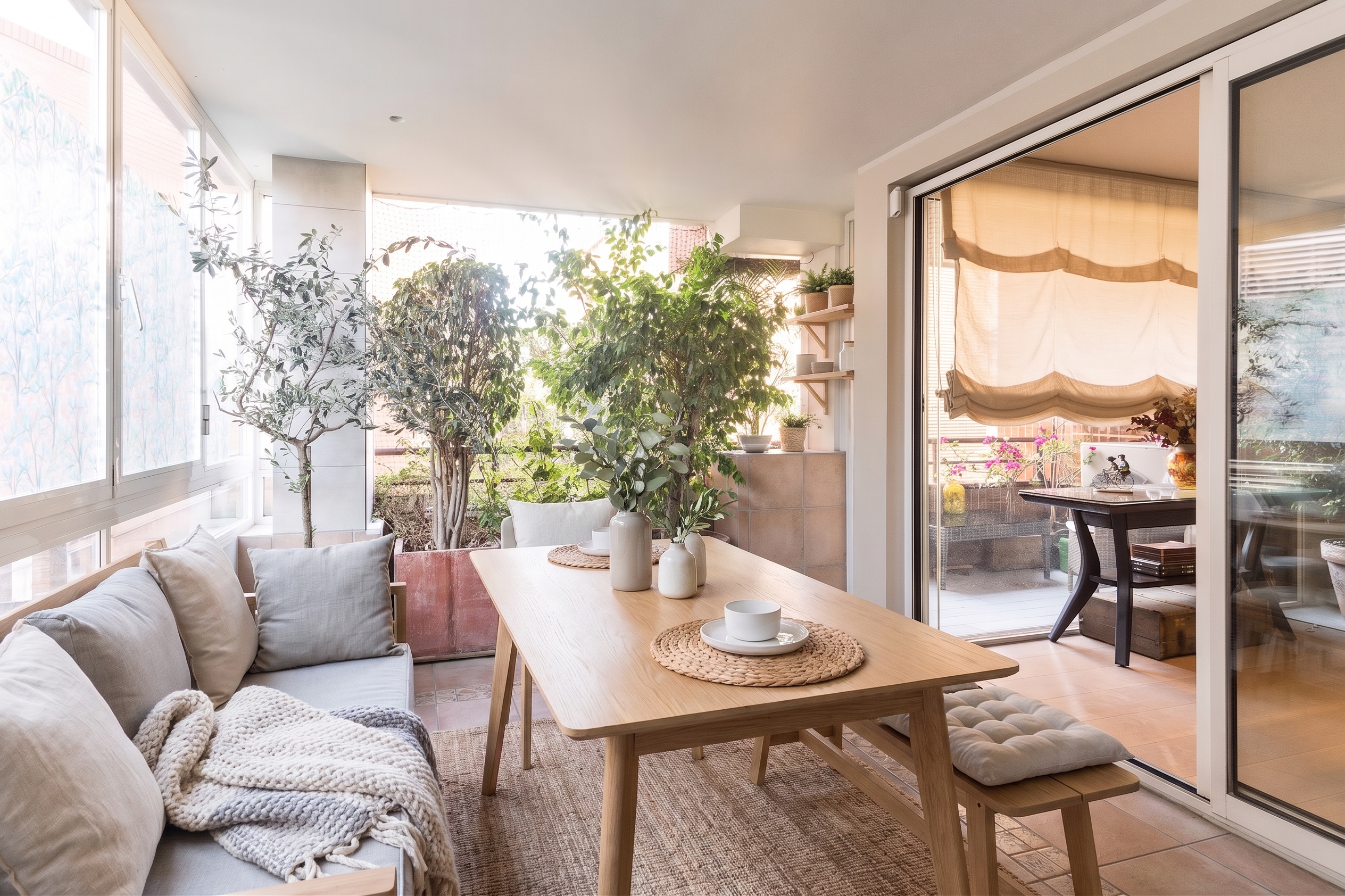 Exclusivo apartamento, elegante y luminoso con terraza en Tres Torres