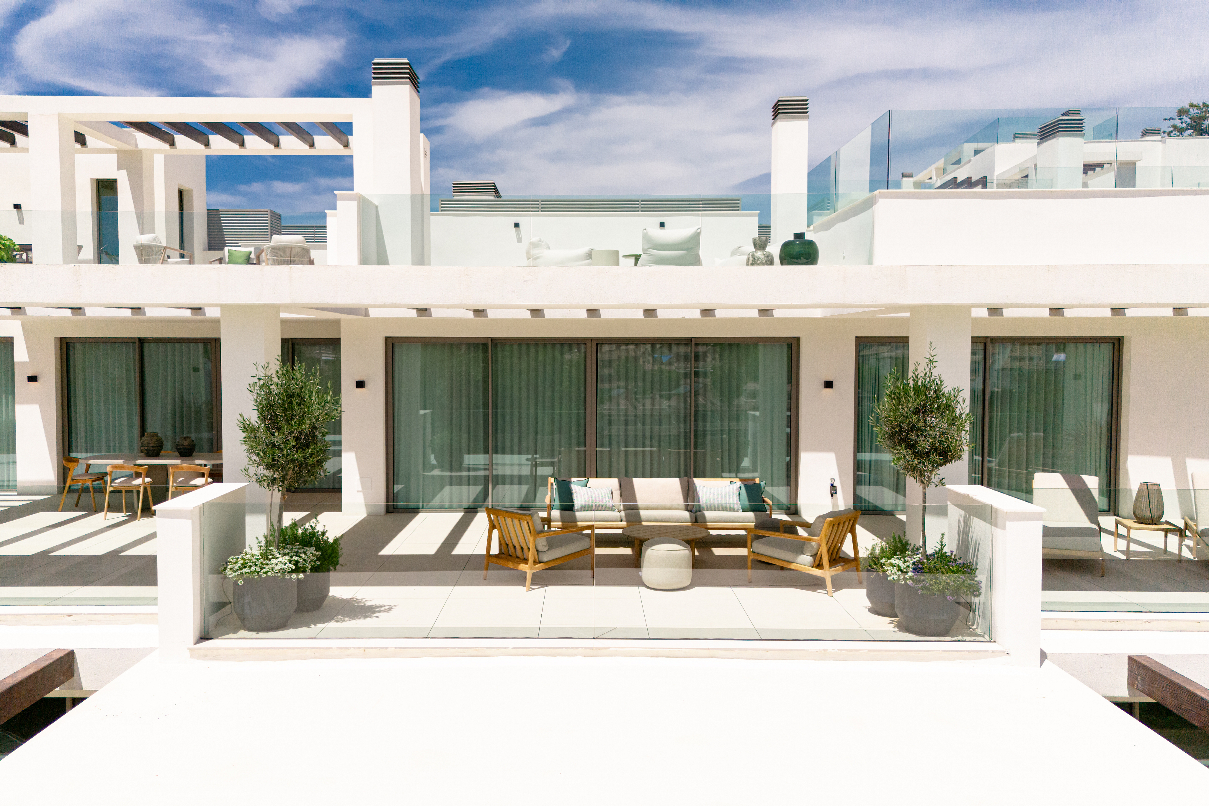 Duplex Penthouse with Private Swimming Pool Near Puente Romano