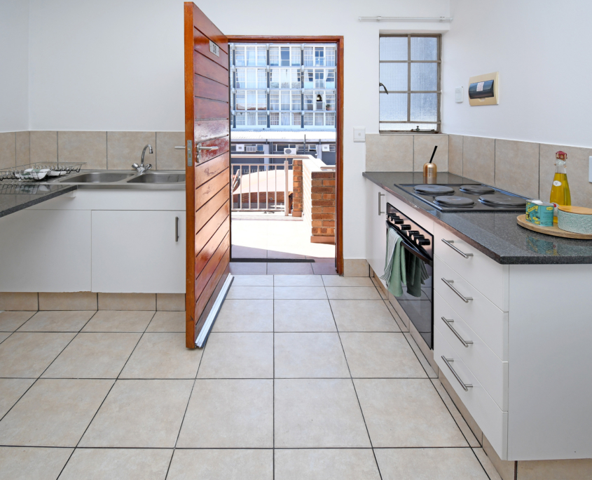 MODERN 2-BEDROOM APARTMENTS | NO BOND OR TRANSFER COSTS!
