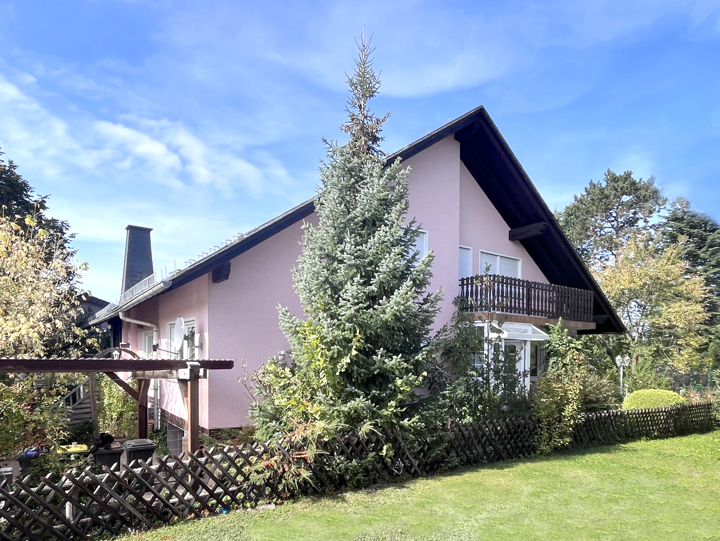 Attraktives Einfamilienhaus mit Ausbaureserve in beliebter Lage