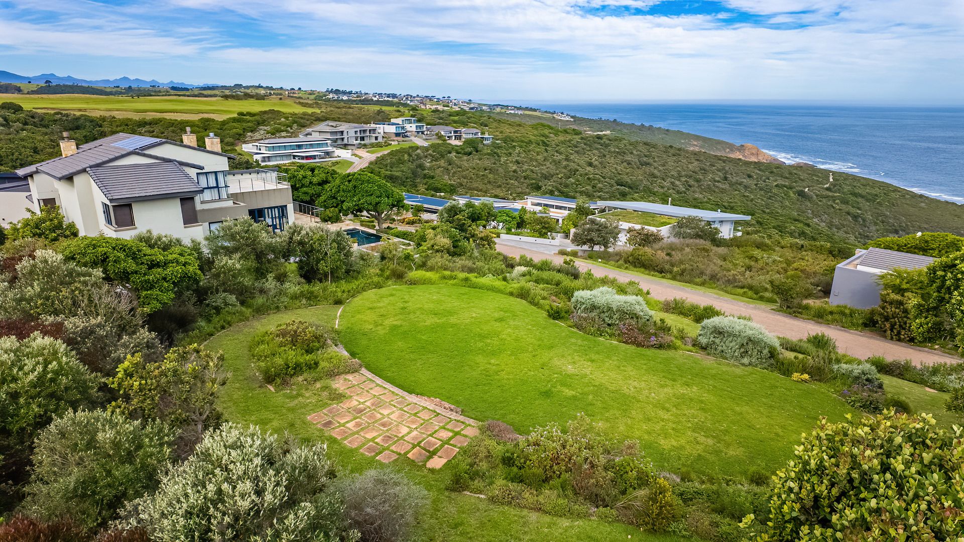 DJI_20261016160134_0141_D.jpg
