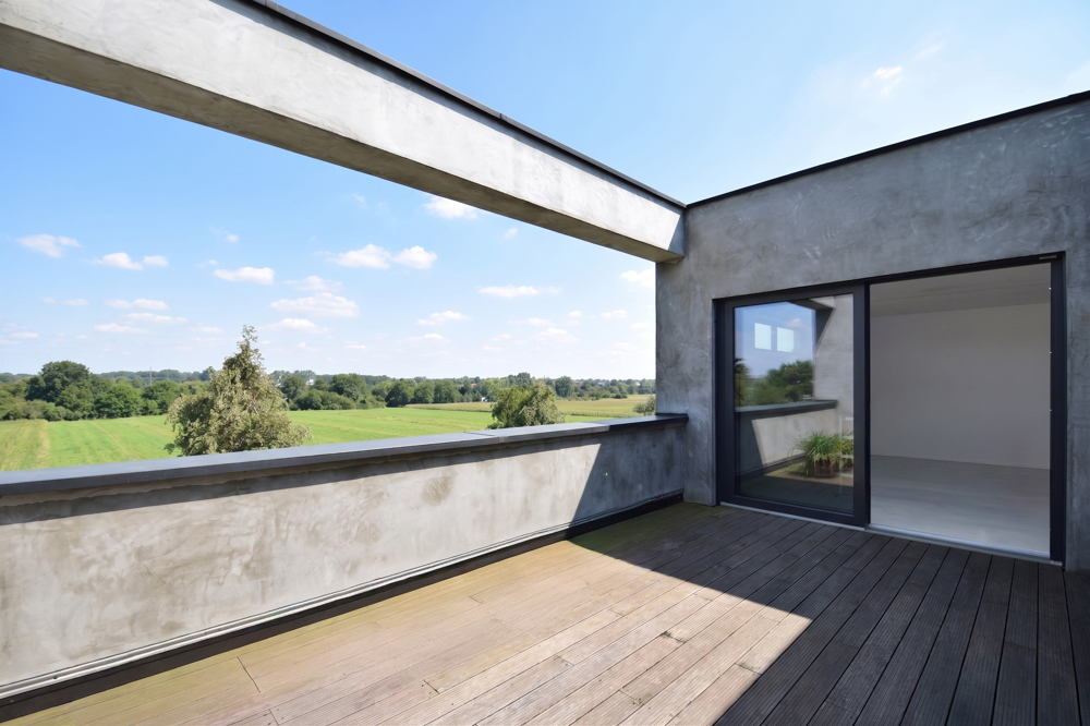 Neuwertige Bürofläche im modernen Loftstil
