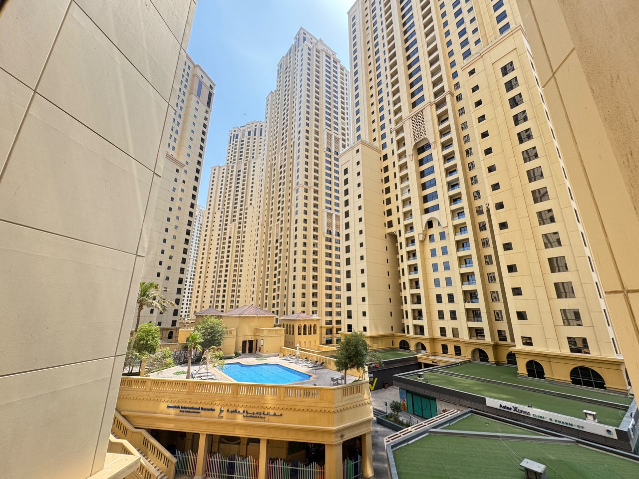 Vacant | Spacious Layout | Low floor
