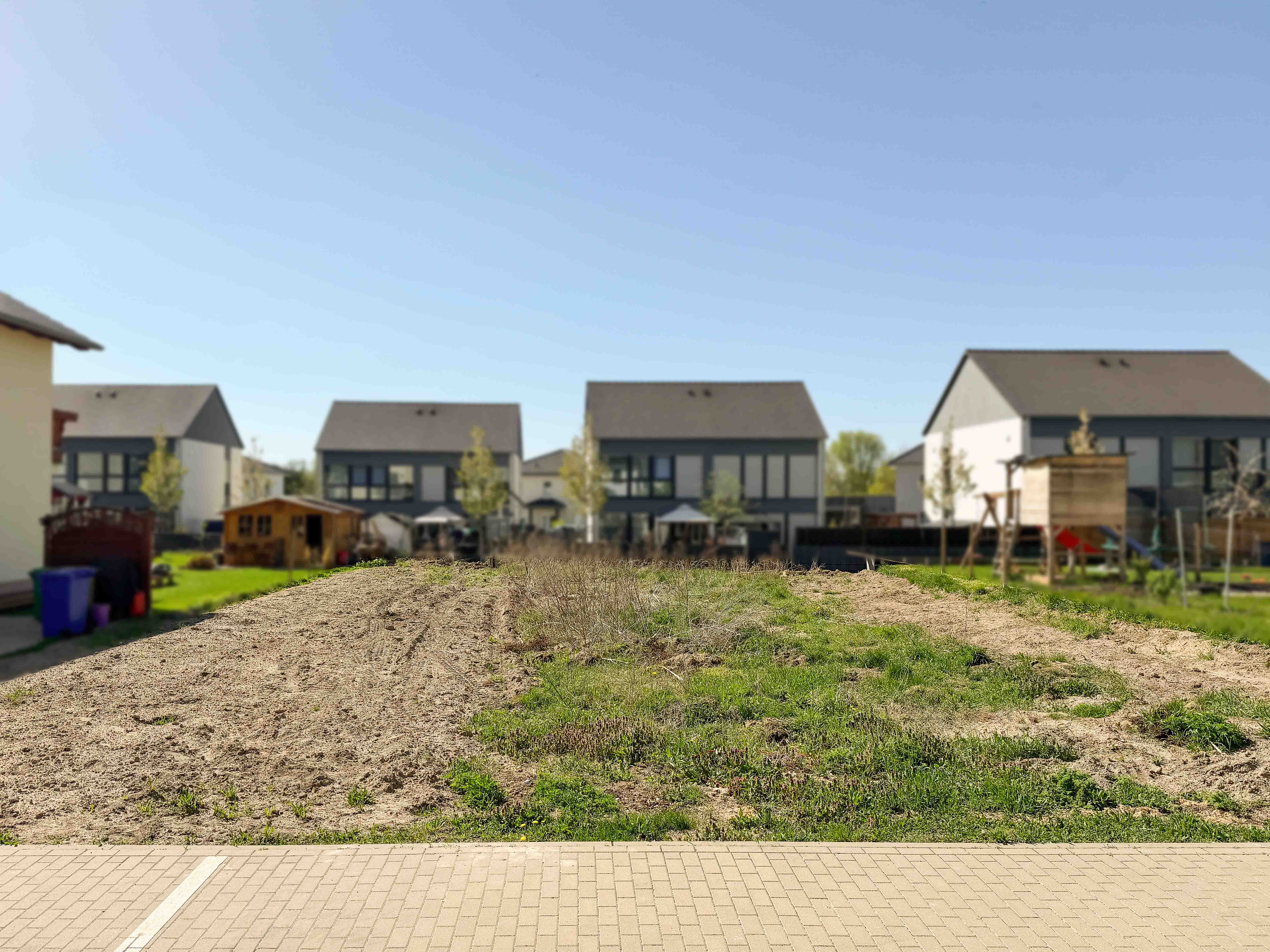 Sonniges Grundstück mit West-Ausrichtung - ideal für ein Doppelhaus