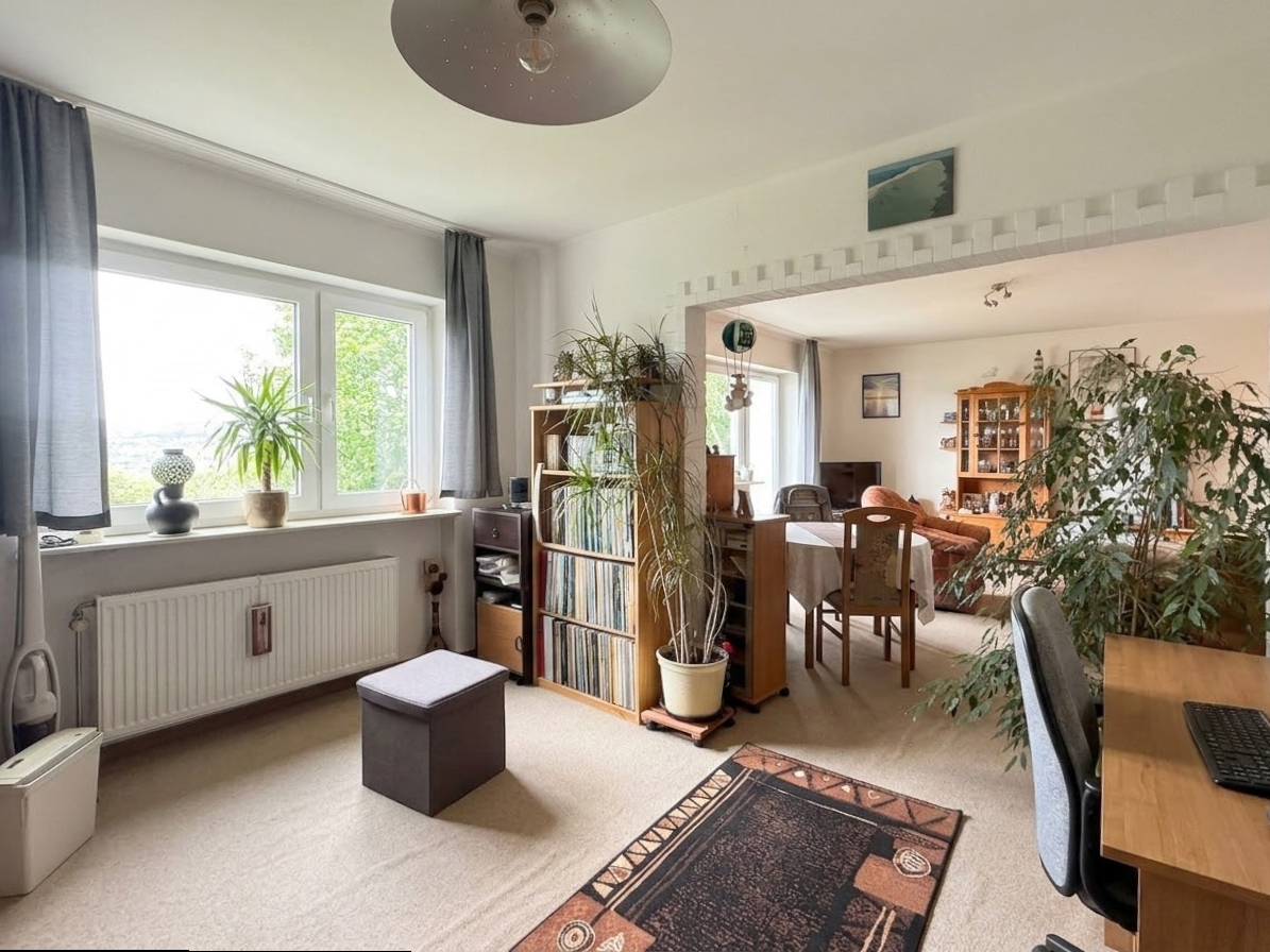 Eigentumswohnung mit sonnigem Balkon und vielseitiger Raumaufteilung
