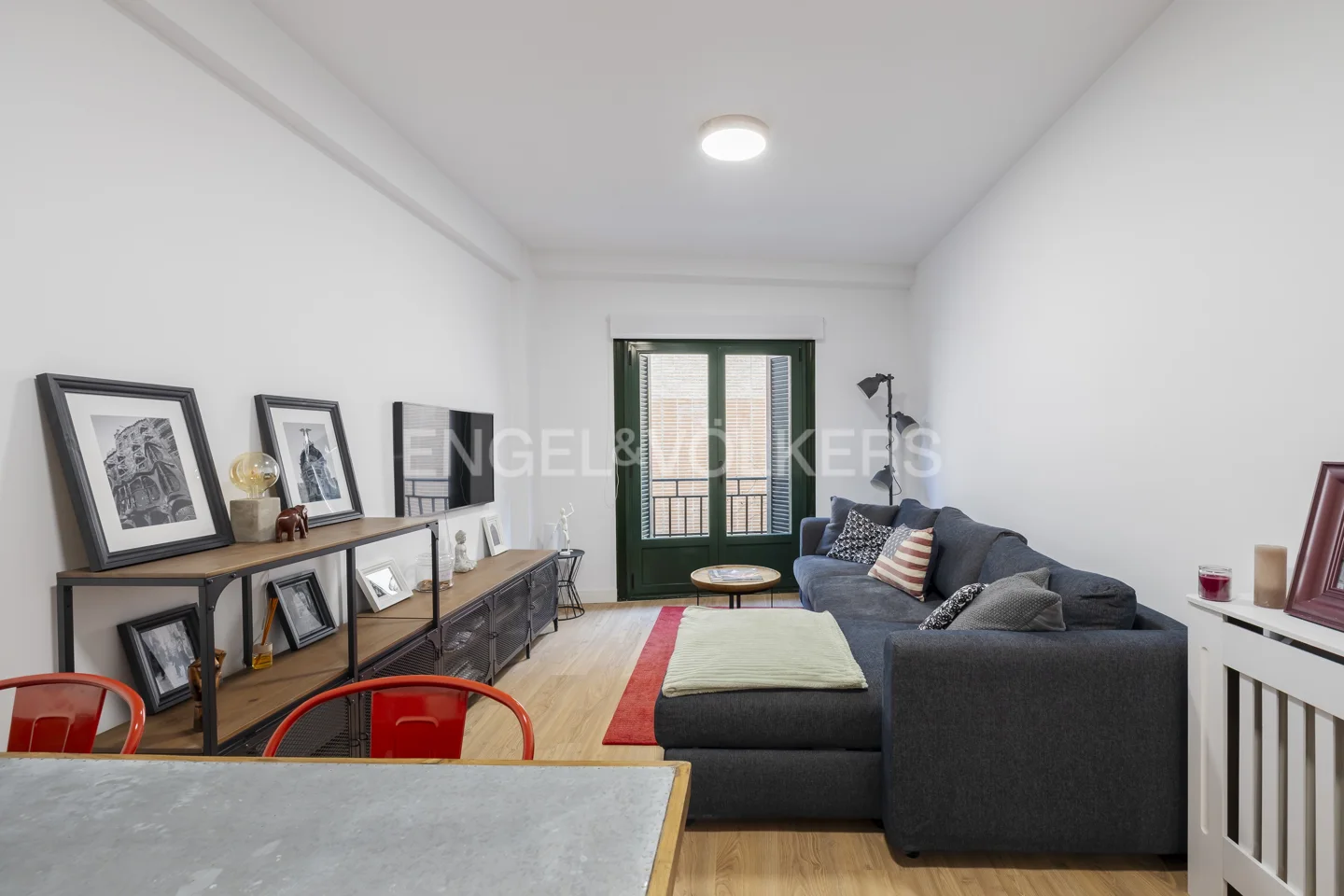 Charming two-bedrooms flat in Chueca